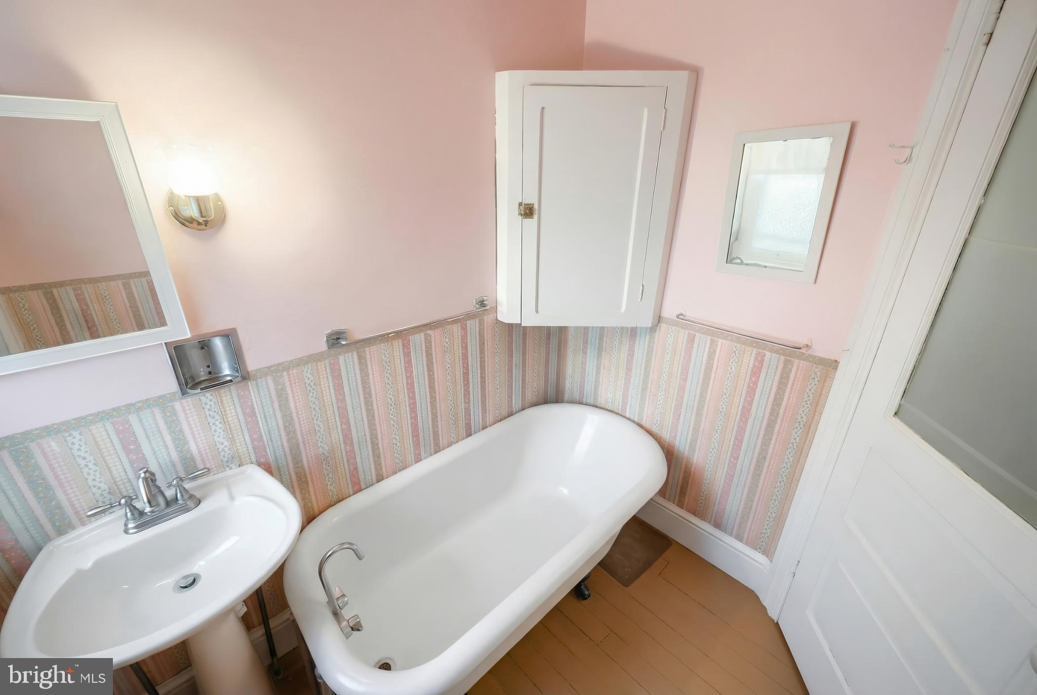 THE AVENUES - Residential