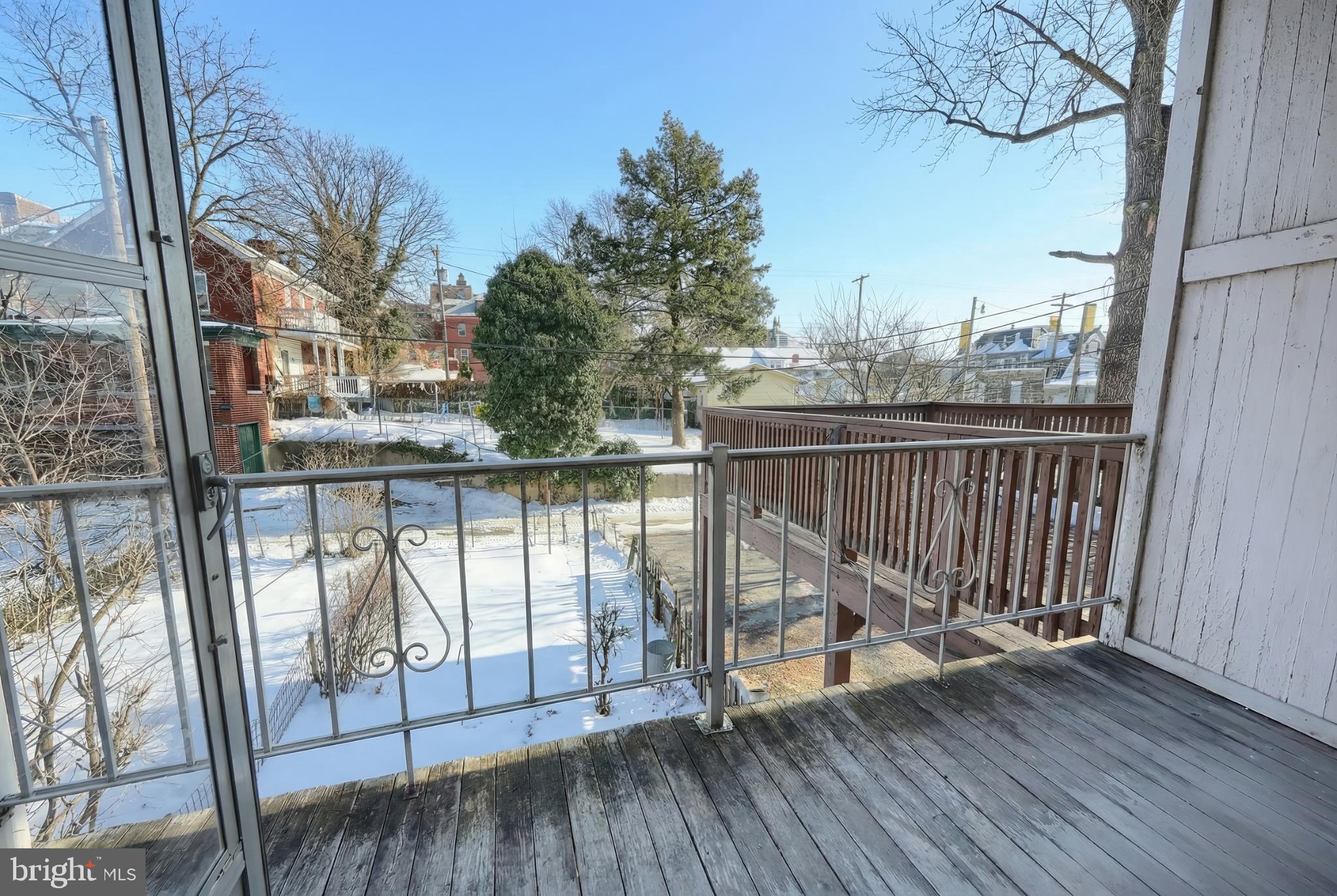 THE AVENUES - Residential