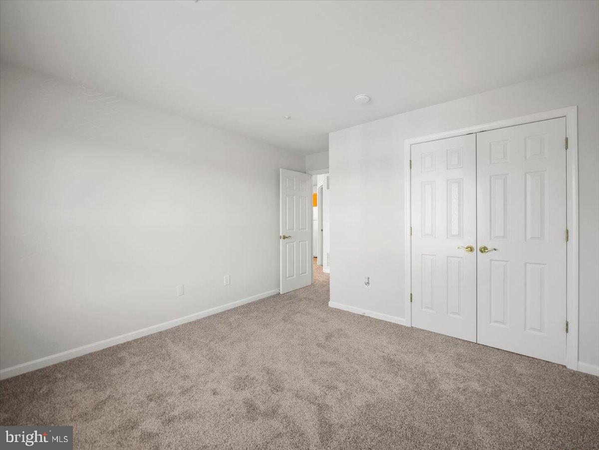 POTOMAC RIDGE - Residential