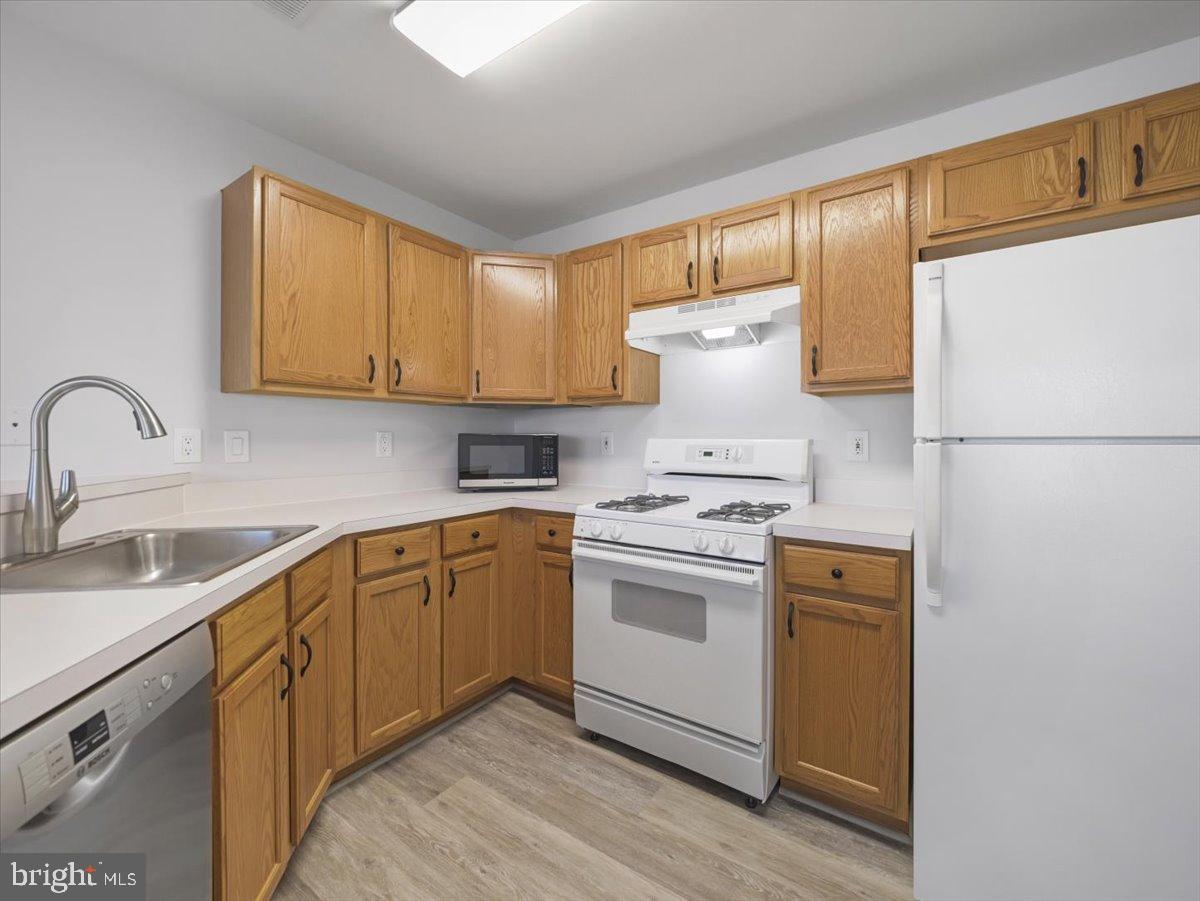 POTOMAC RIDGE - Residential