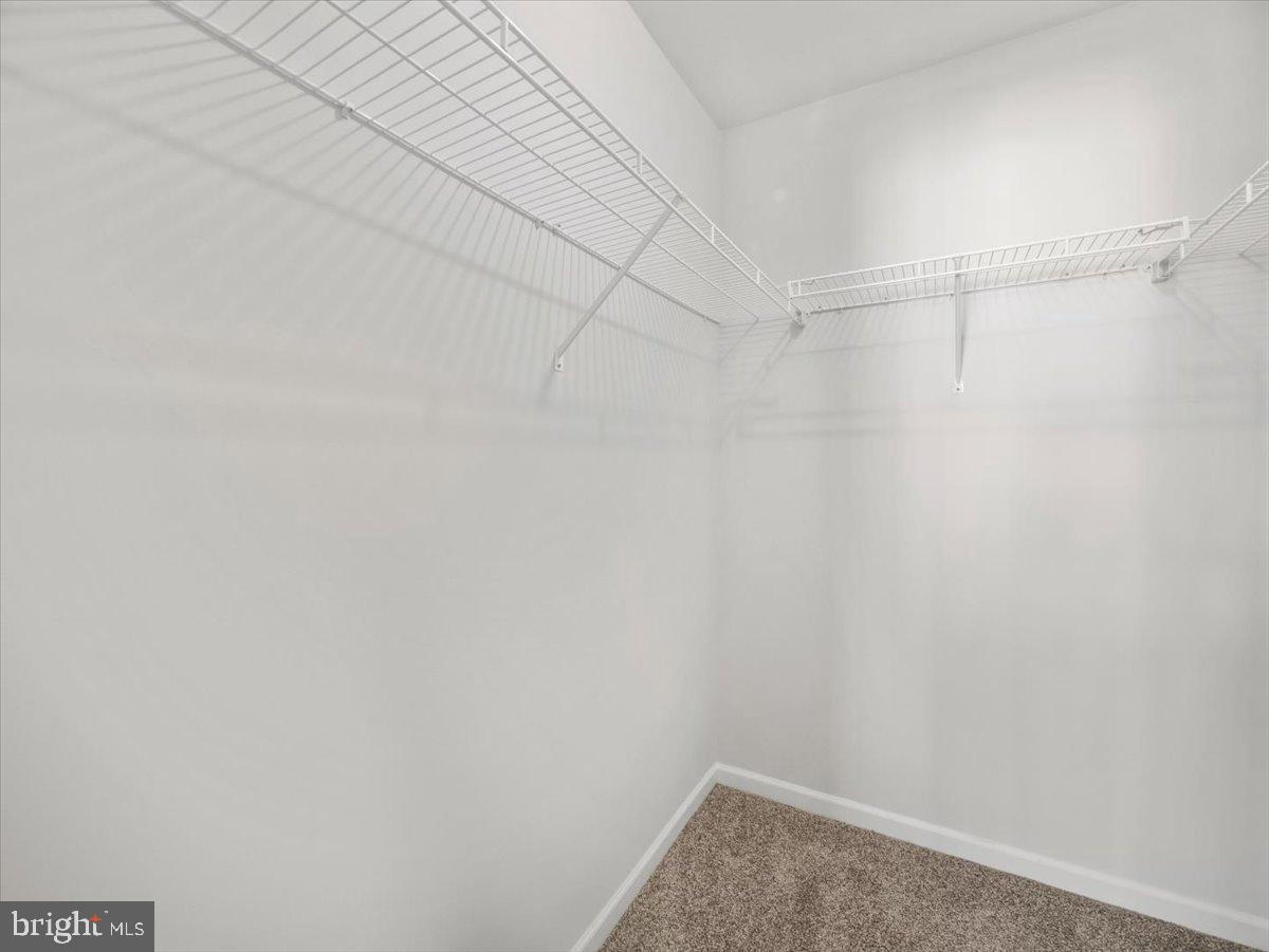 POTOMAC RIDGE - Residential