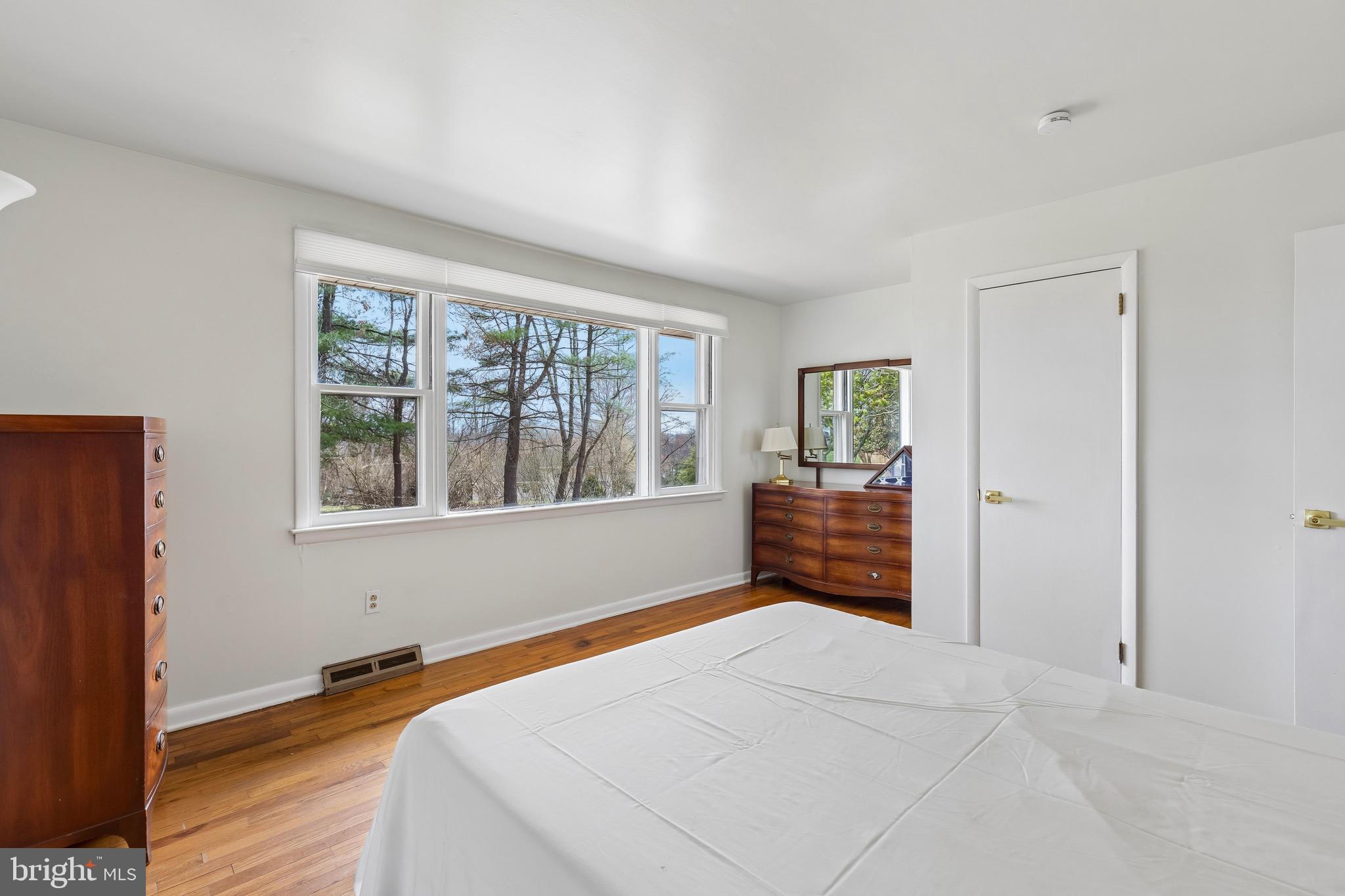 VALLEY VIEW - Residential