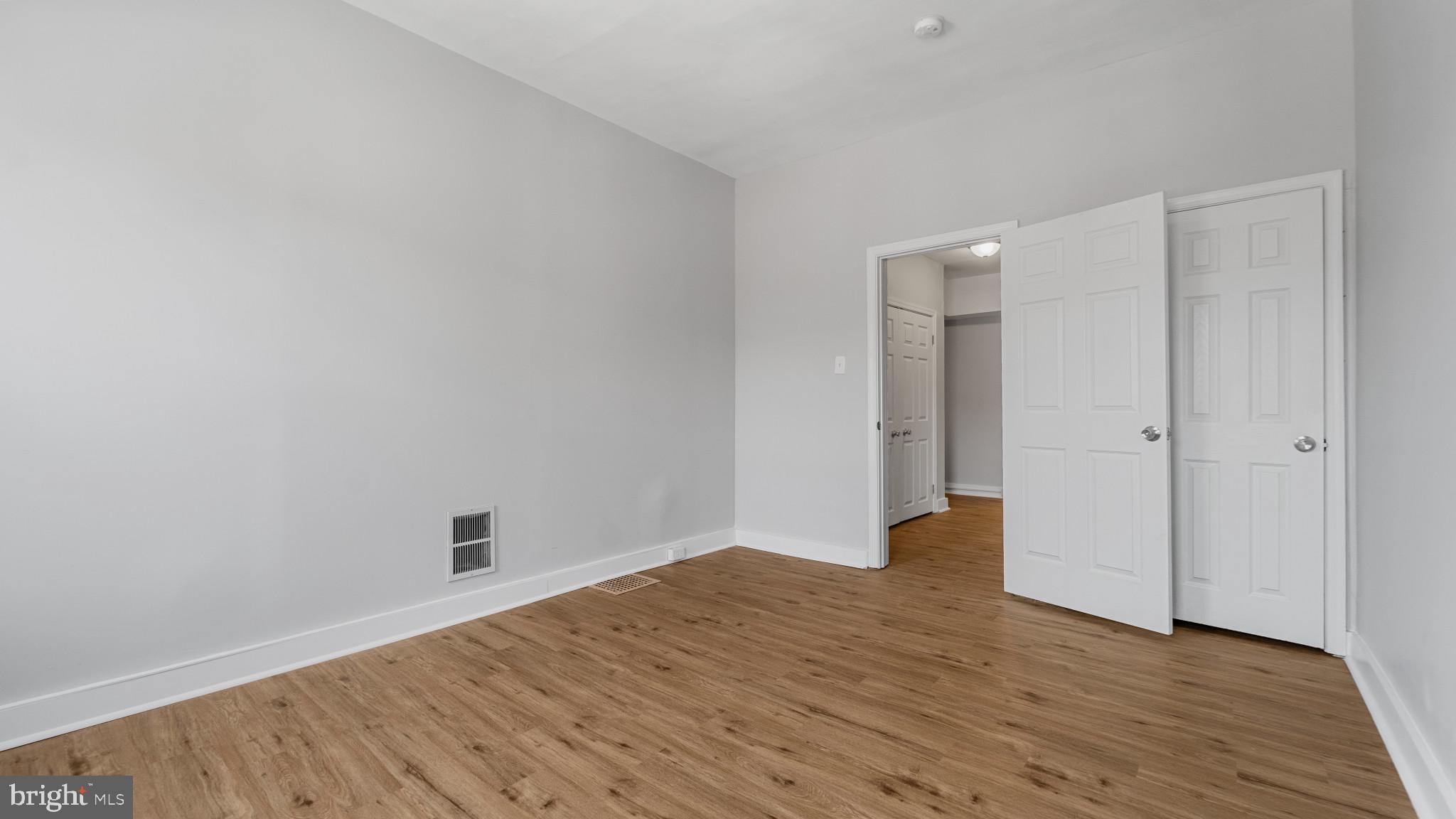 MADISON EASTEND - Residential Lease