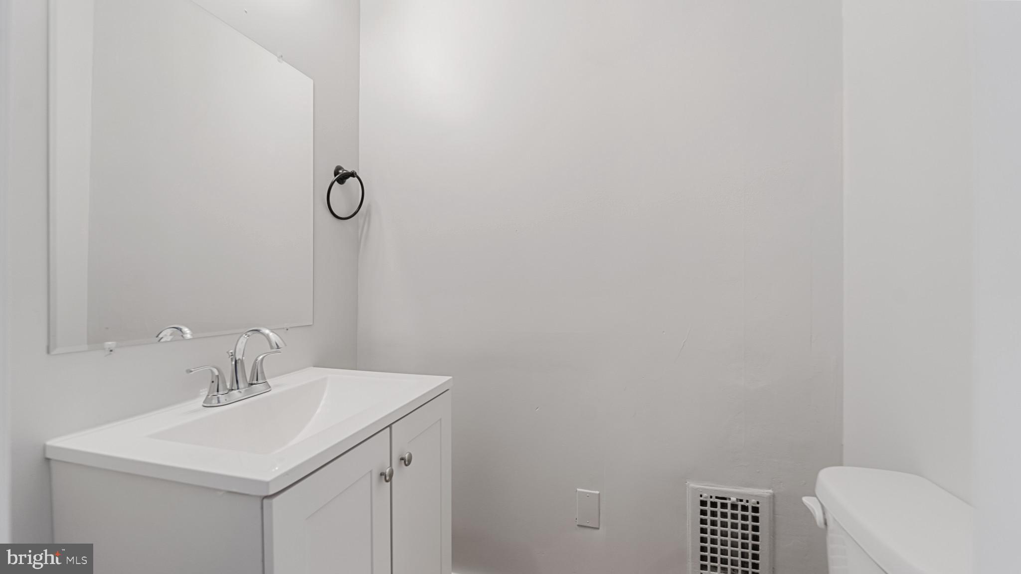 MADISON EASTEND - Residential Lease