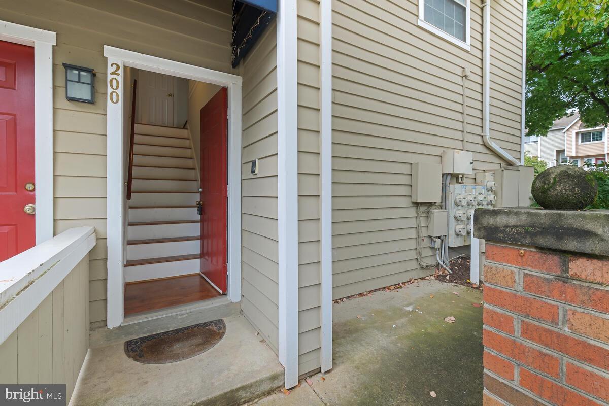 5716 CHAPMAN MILL DRIVE 200