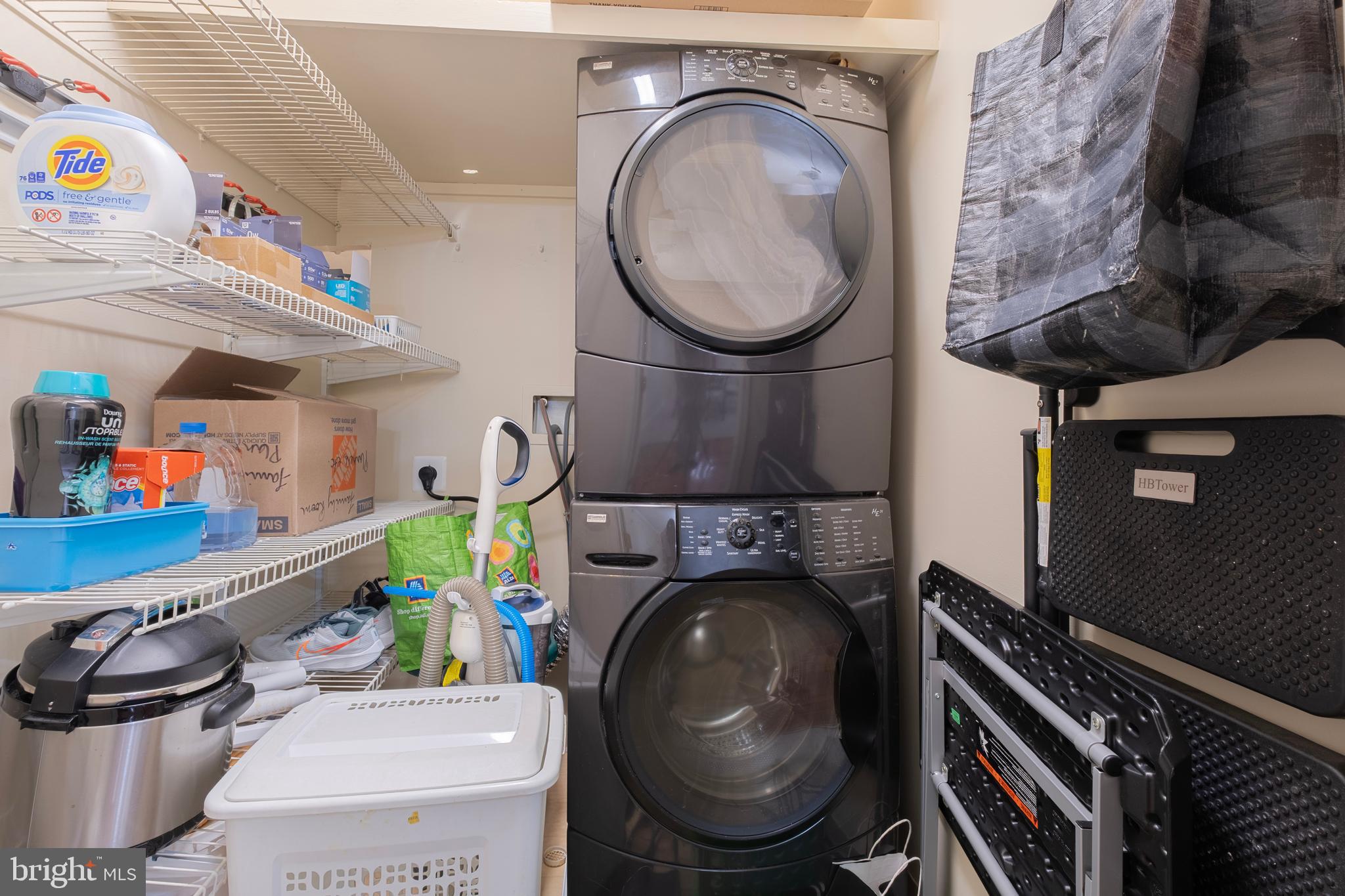 LAKELAND RIDGE - Residential