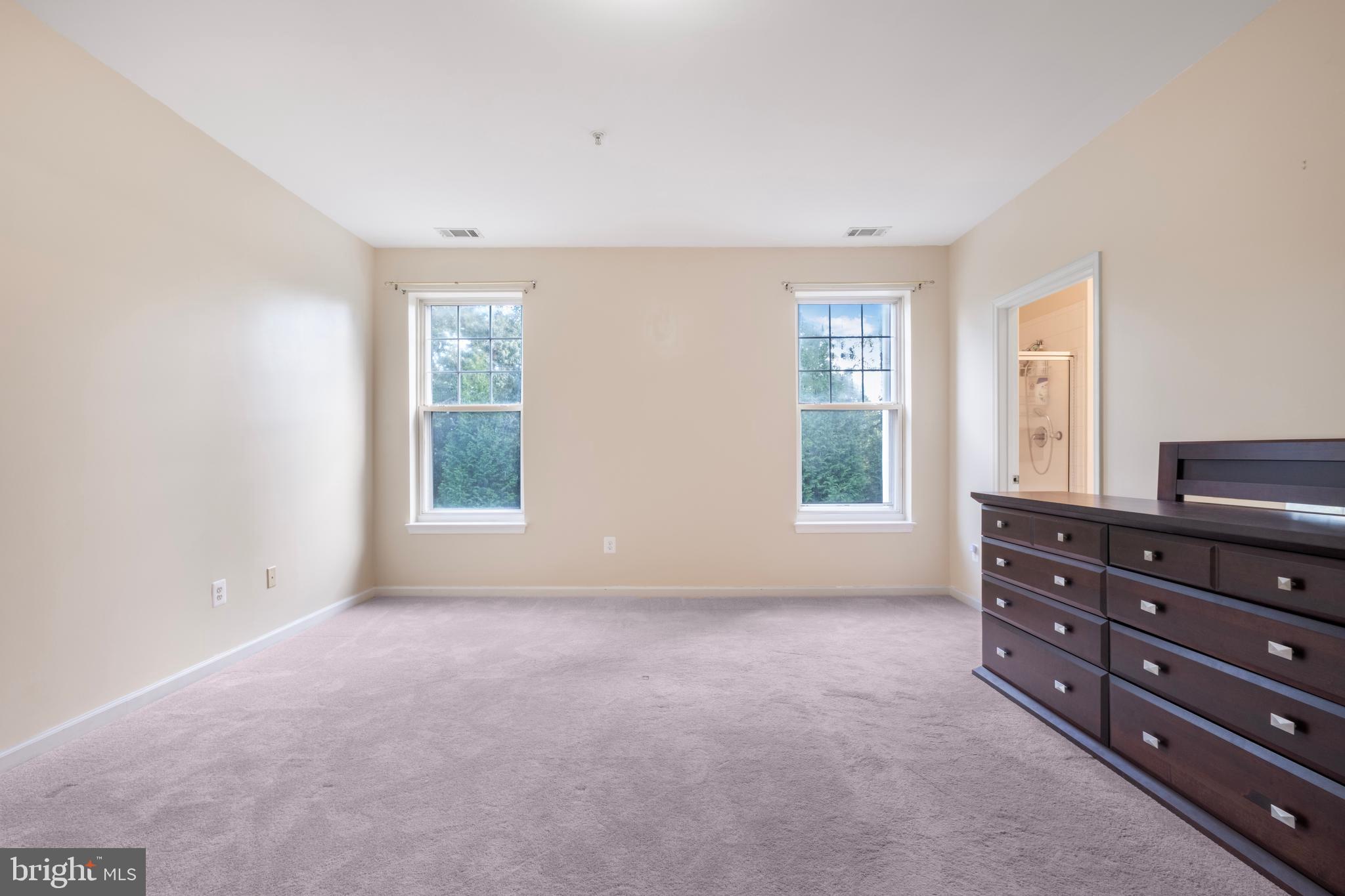 LAKELAND RIDGE - Residential