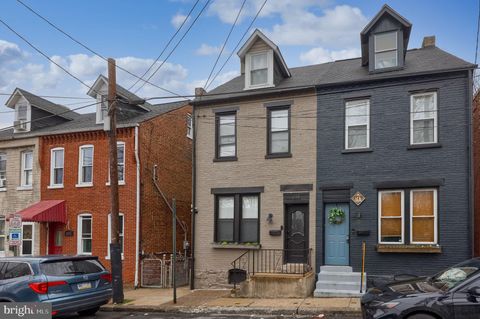 614 LAFAYETTE STREET LANCASTER PA 17603