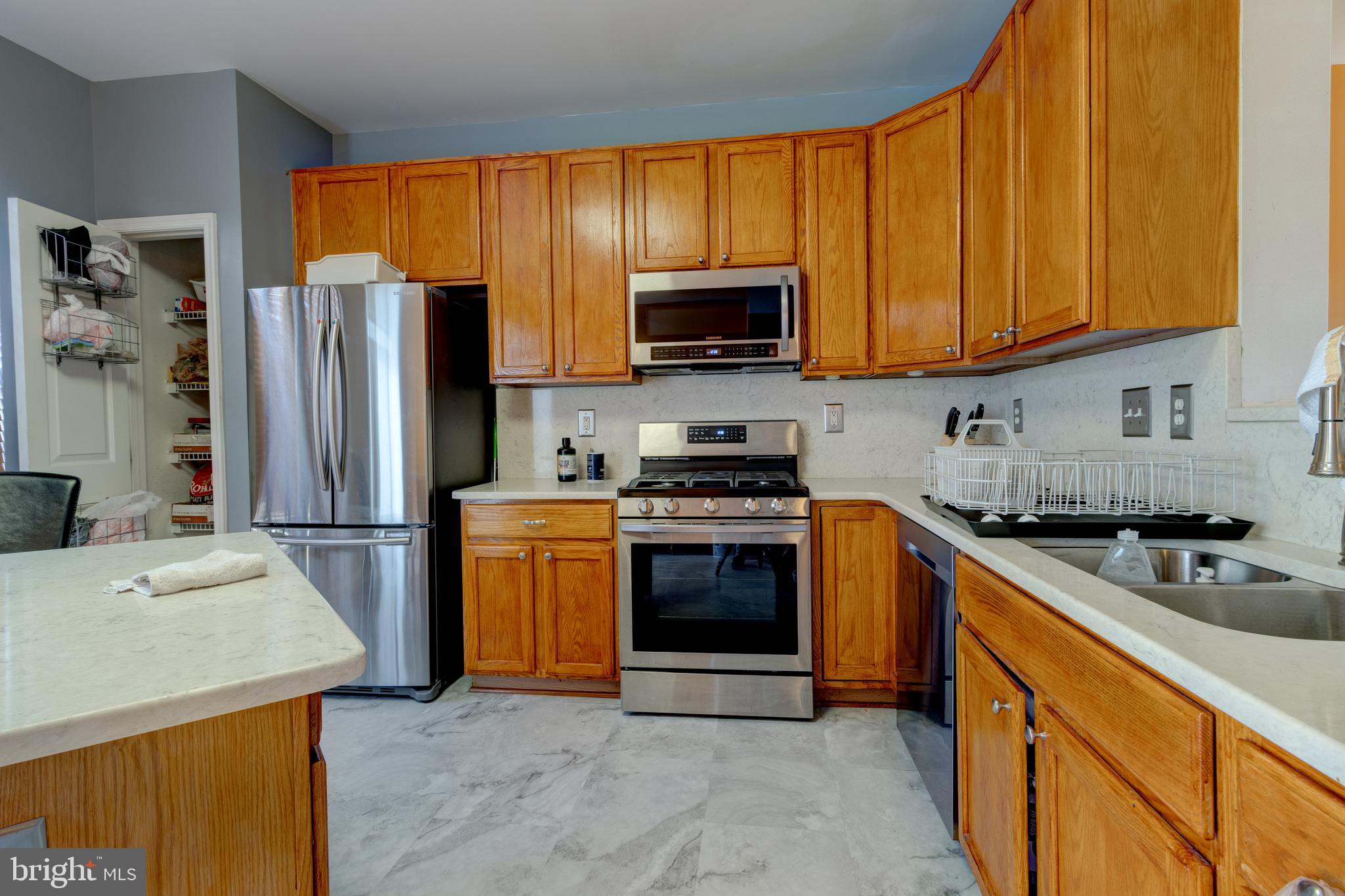 WOODVIEW VILLAGE - Residential