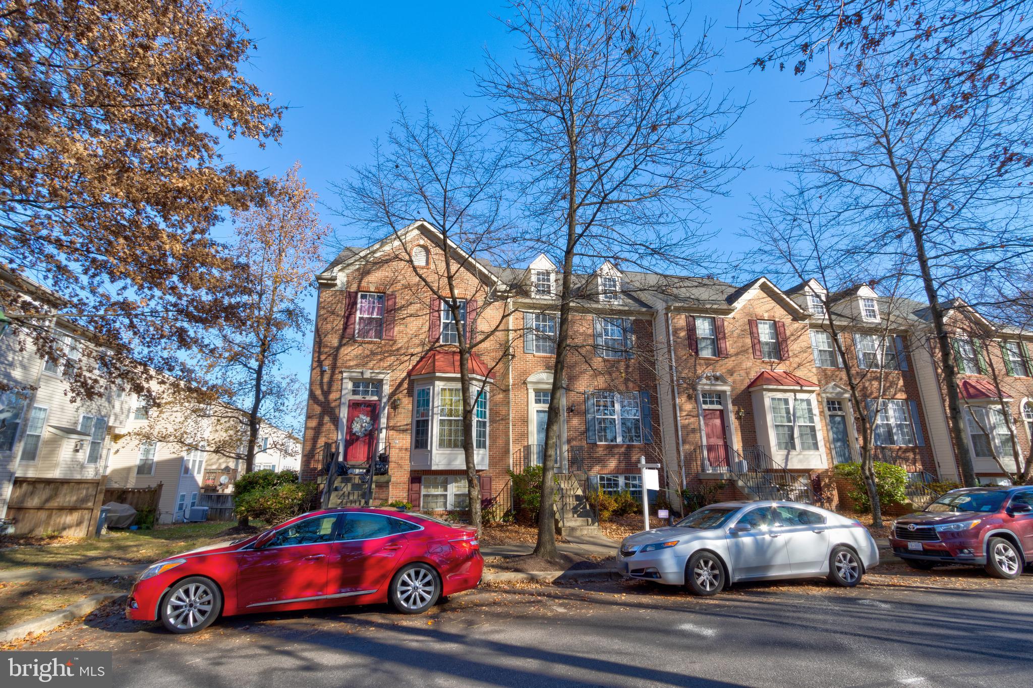 WOODVIEW VILLAGE - Residential