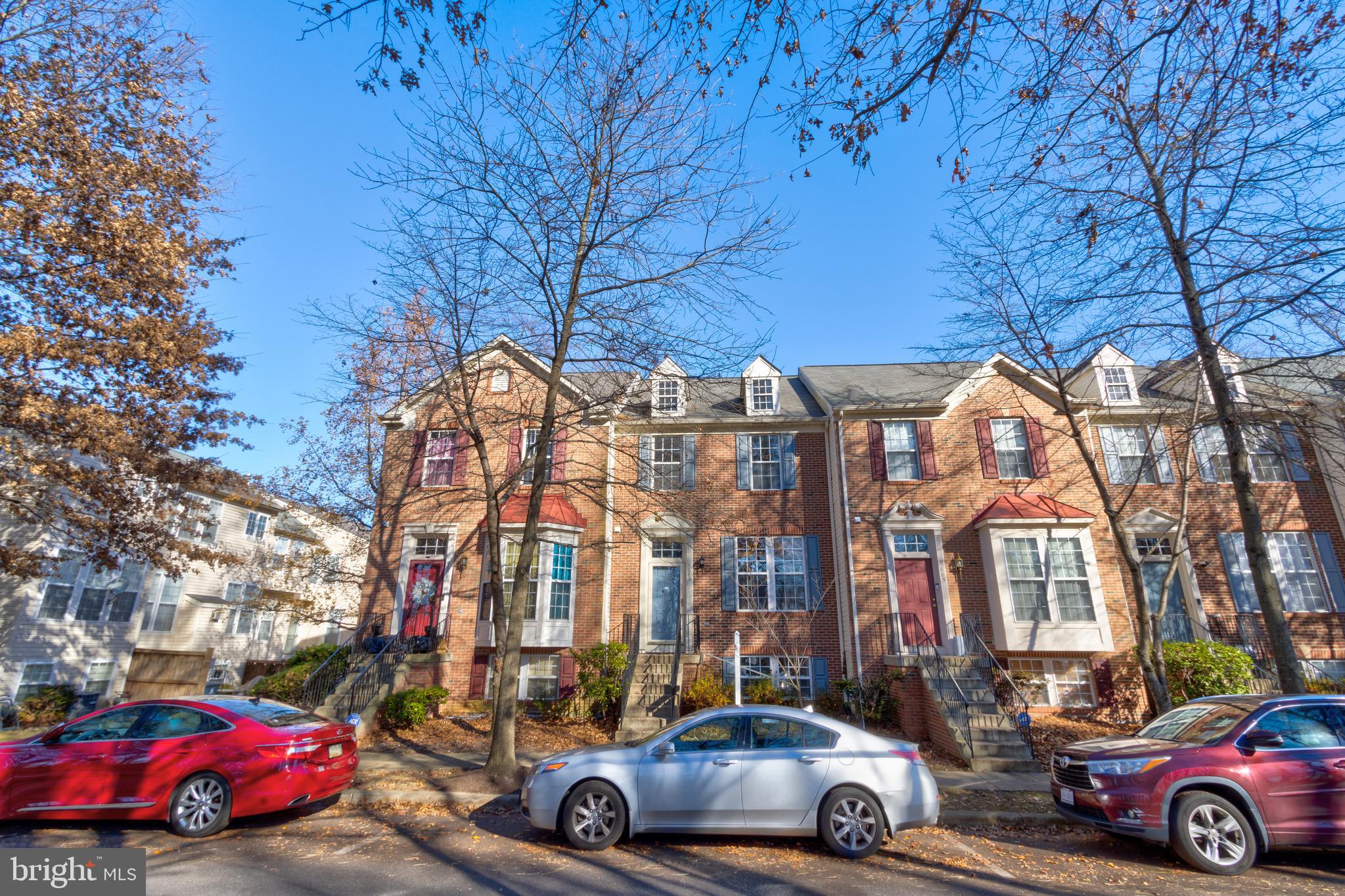 WOODVIEW VILLAGE - Residential