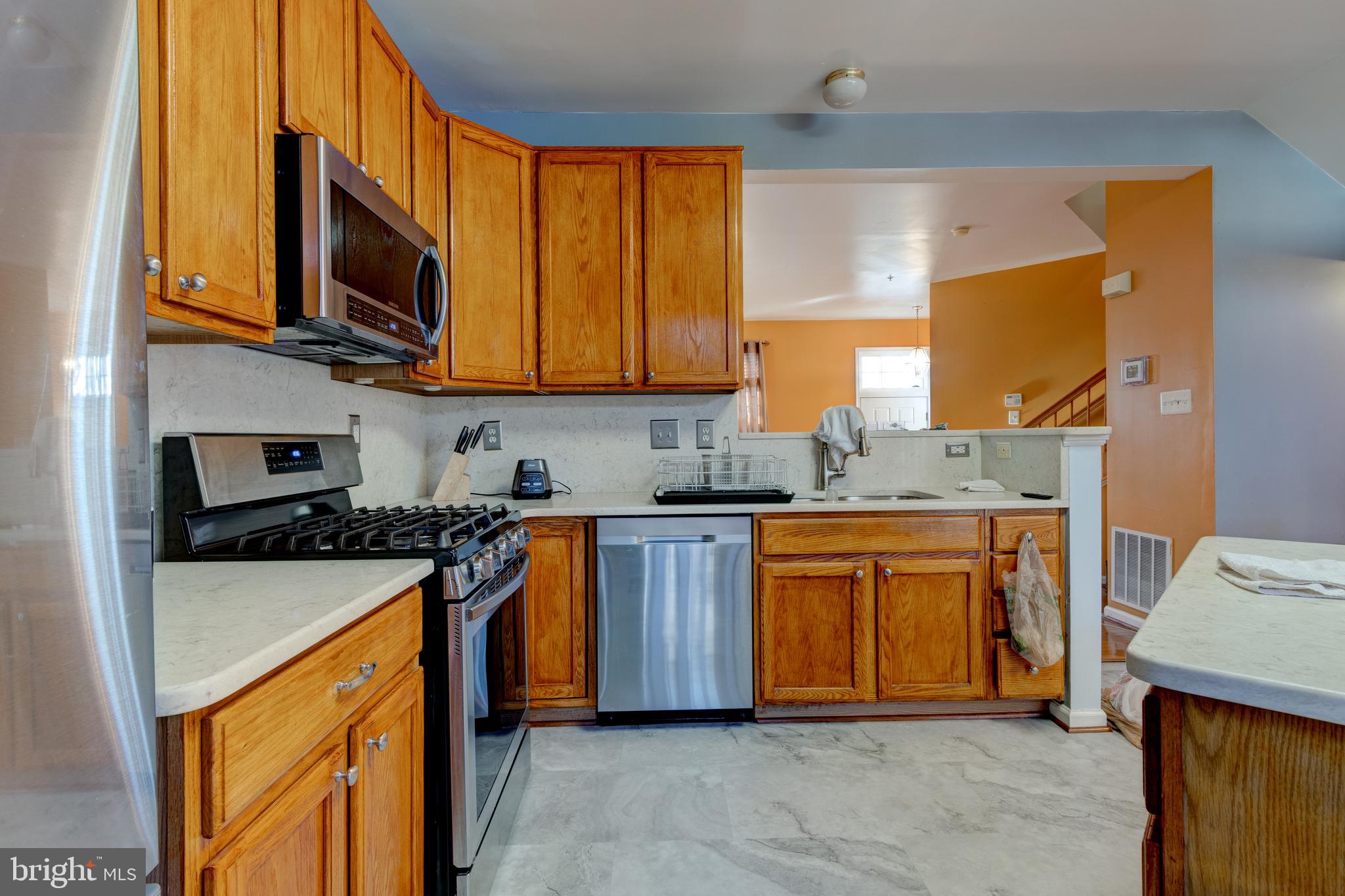 WOODVIEW VILLAGE - Residential