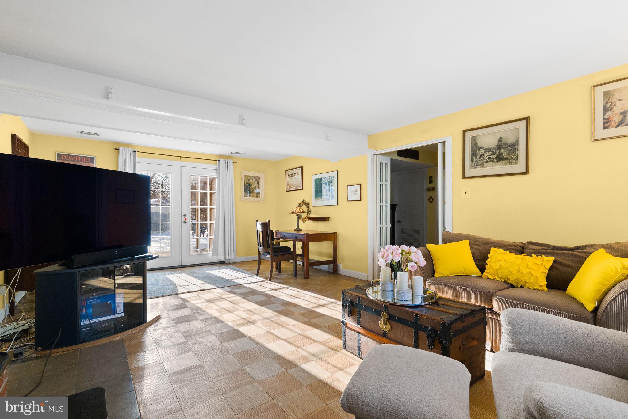 LAFAYETTE HILL - Residential