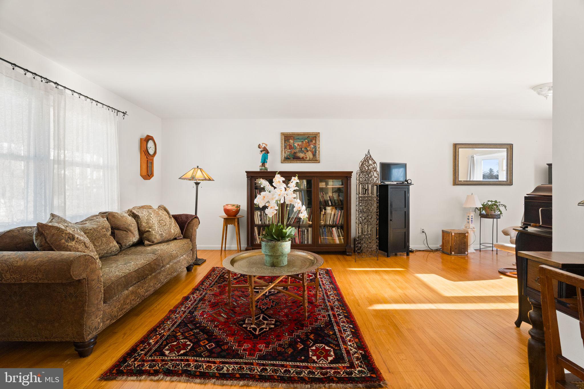 LAFAYETTE HILL - Residential