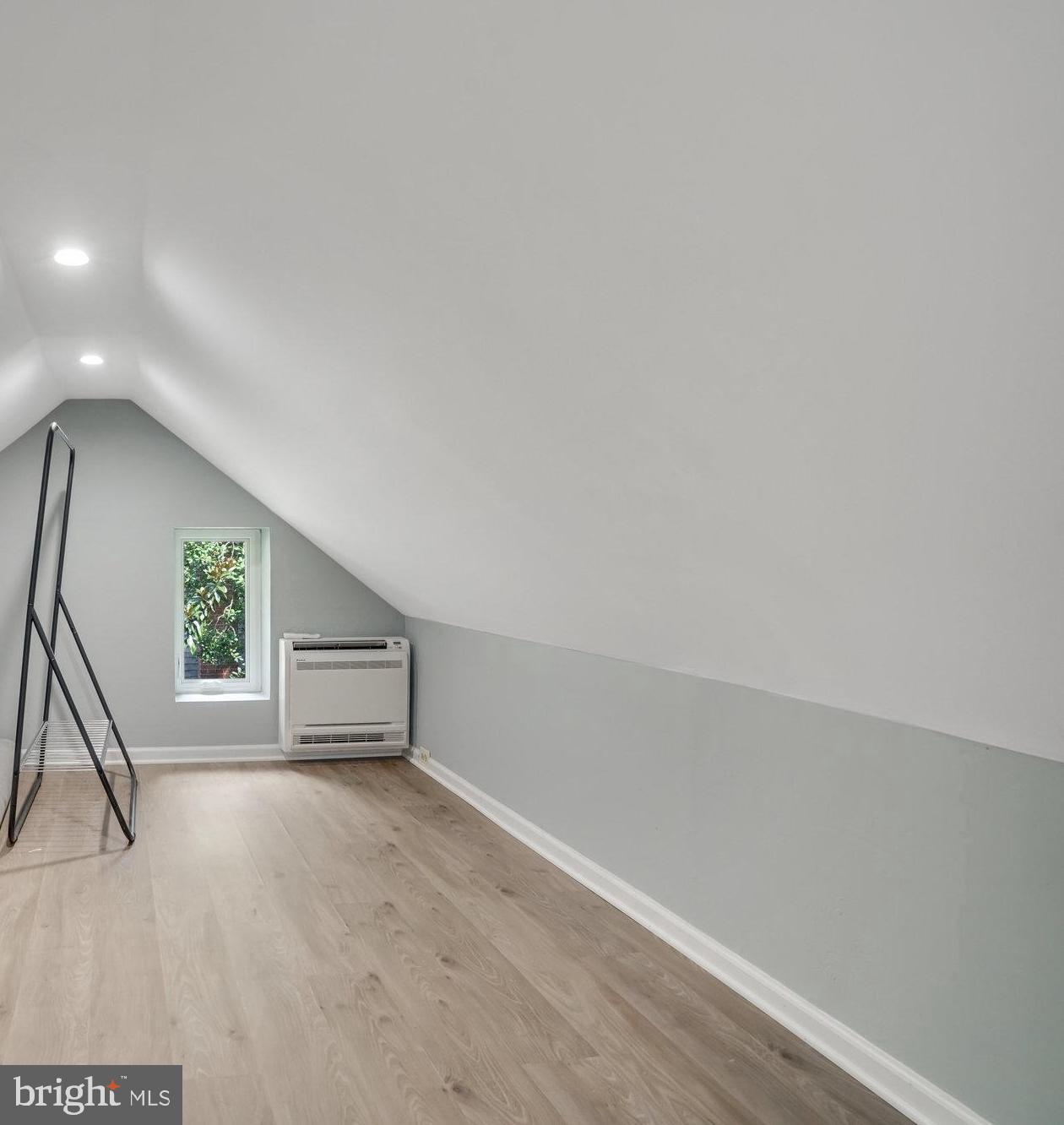 OVERLOOK TERRACE - Residential Lease