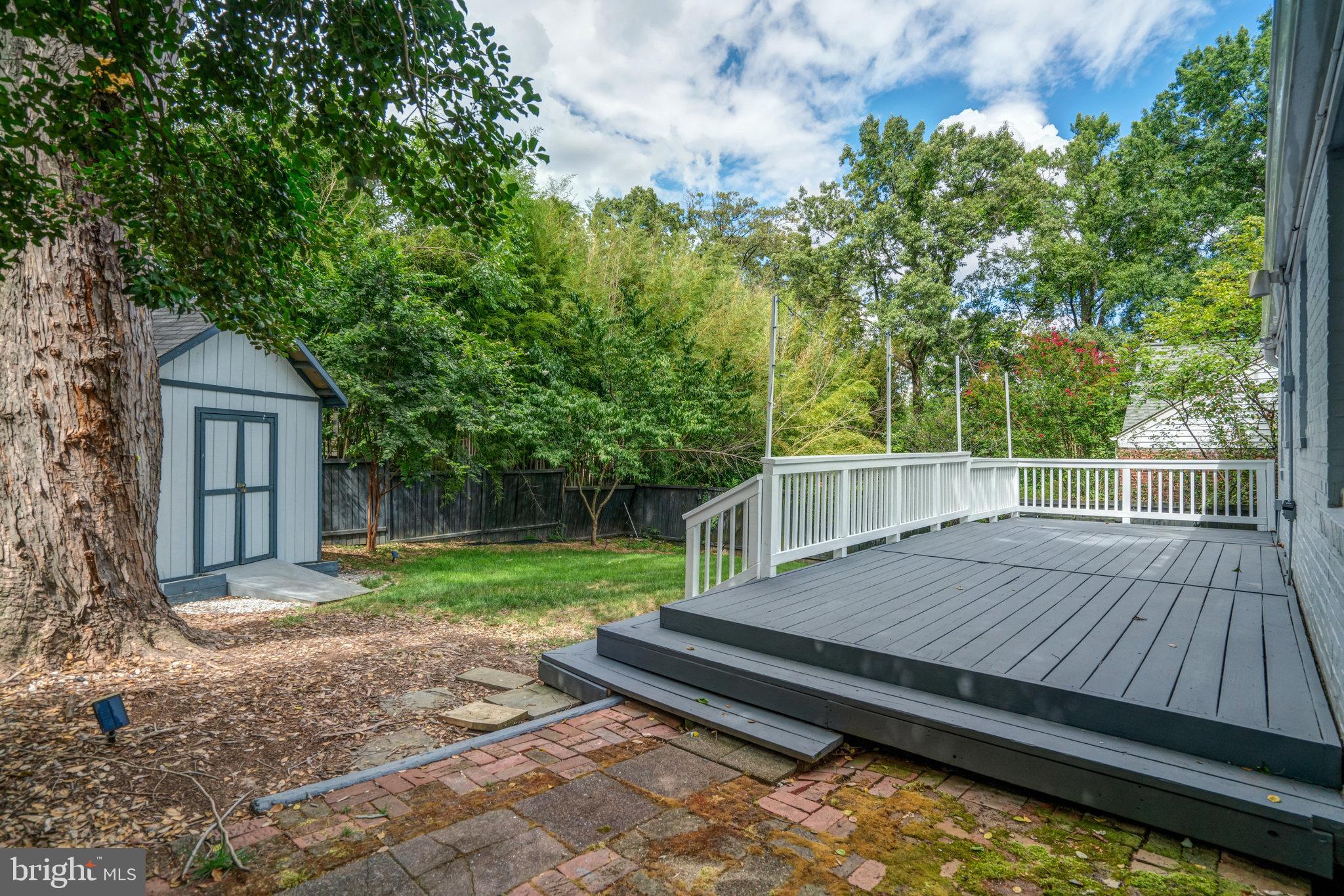 OVERLOOK TERRACE - Residential Lease