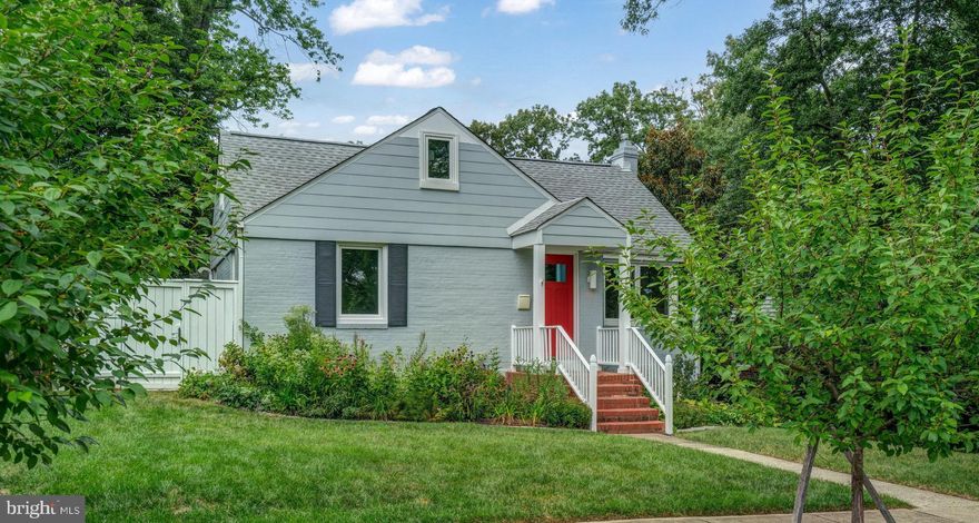 Open and bright 3 bedroom, 2 bath SFH home with fully fenced backyard in the popular Overlook Terrace neighborhood! Just 1.5+ miles to both I-395 and King Street metro (Dash bus 31 to station is blocks from house). Open LR/DR w/ updated kitchen including all stainless appliances, granite counters and loads of cabinets for storage. Walk-out from kitchen to expansive deck, perfect for BBQs and entertaining. Upstairs is a light-filled third bedroom w/bonus office or studio space including a mini-split AC/heat unit for added comfort. The basement is fully finished, with a cozy rec. room,  updated full bathroom, laundry and add'l storage. At the end of a quiet dead-end street, this home offers the ideal mix of privacy with easy access to all conveniences. Less than a 10-minute drive to the Pentagon and 14th Street bridge. Chinquapin Park Rec. Center/Aquatic Facility + wooded trails just .5 miles away. ONLY SMALL HYPO-ALLERGENIC DOGS PERMITTED (25 LBS OR LESS). Minimum credit score of 725 for each applicant.