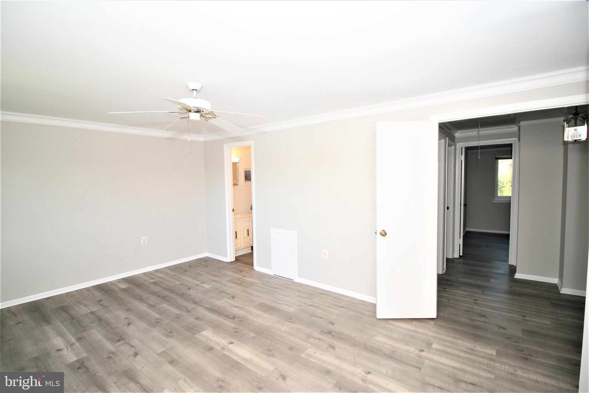 MONTGOMERY VILLAGE - Residential Lease