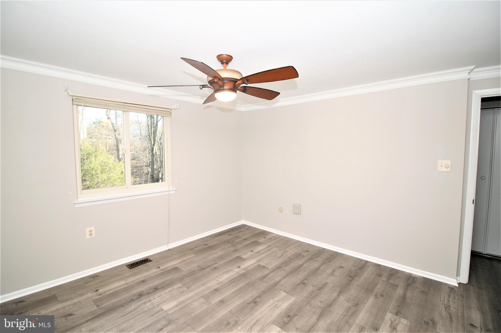 MONTGOMERY VILLAGE - Residential Lease