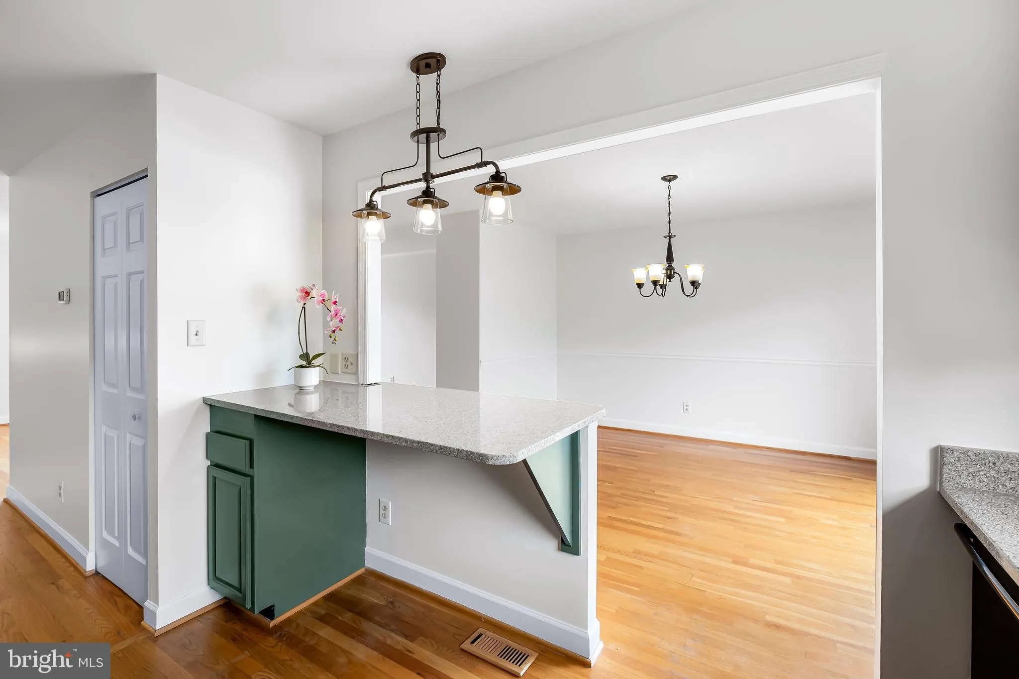 Baltimore, Maryland 21234, United States, 4 Bedrooms Bedrooms, ,4 BathroomsBathrooms,Residential,Pending,152189