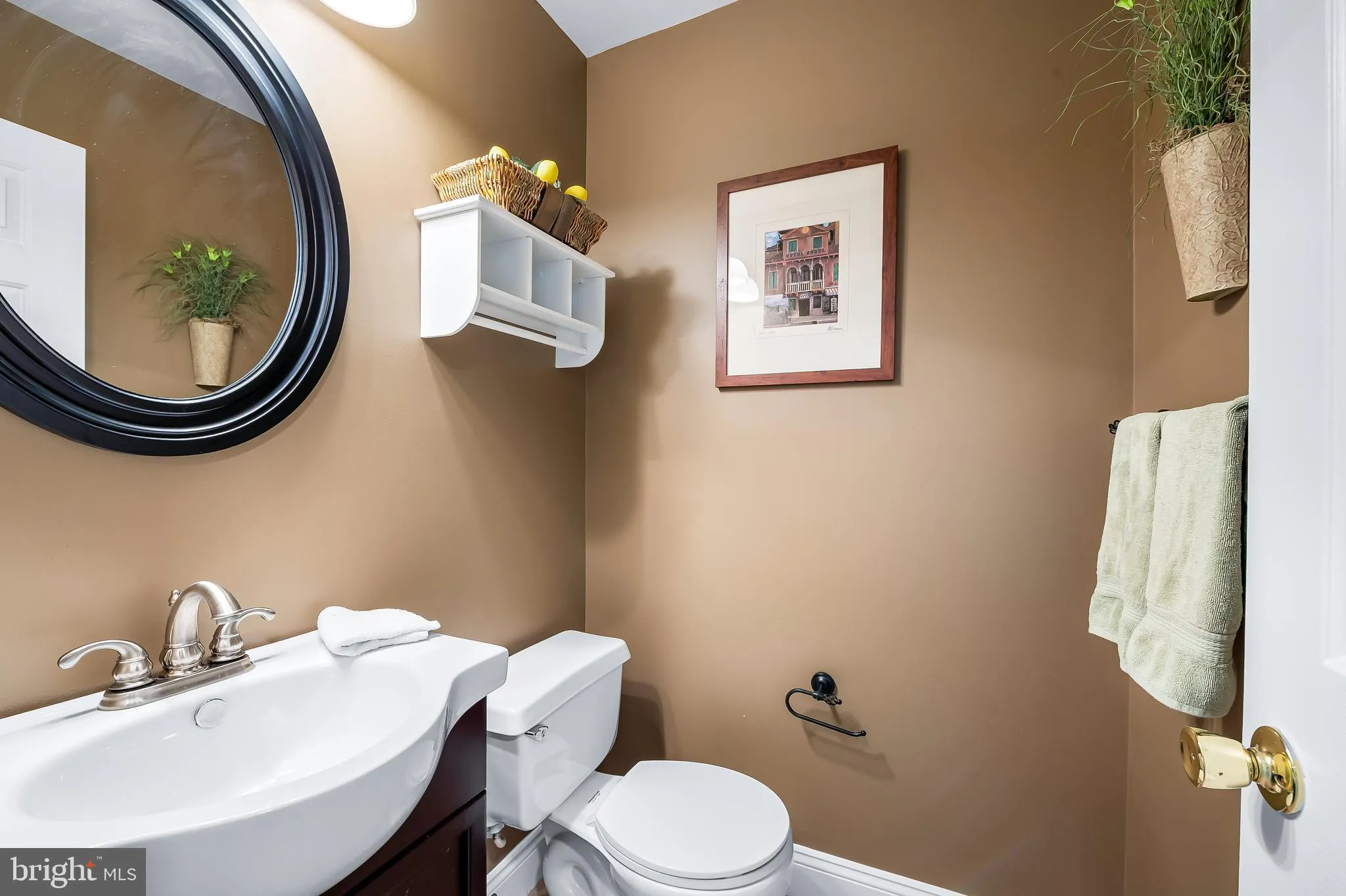 Baltimore, Maryland 21234, United States, 4 Bedrooms Bedrooms, ,4 BathroomsBathrooms,Residential,Pending,152189