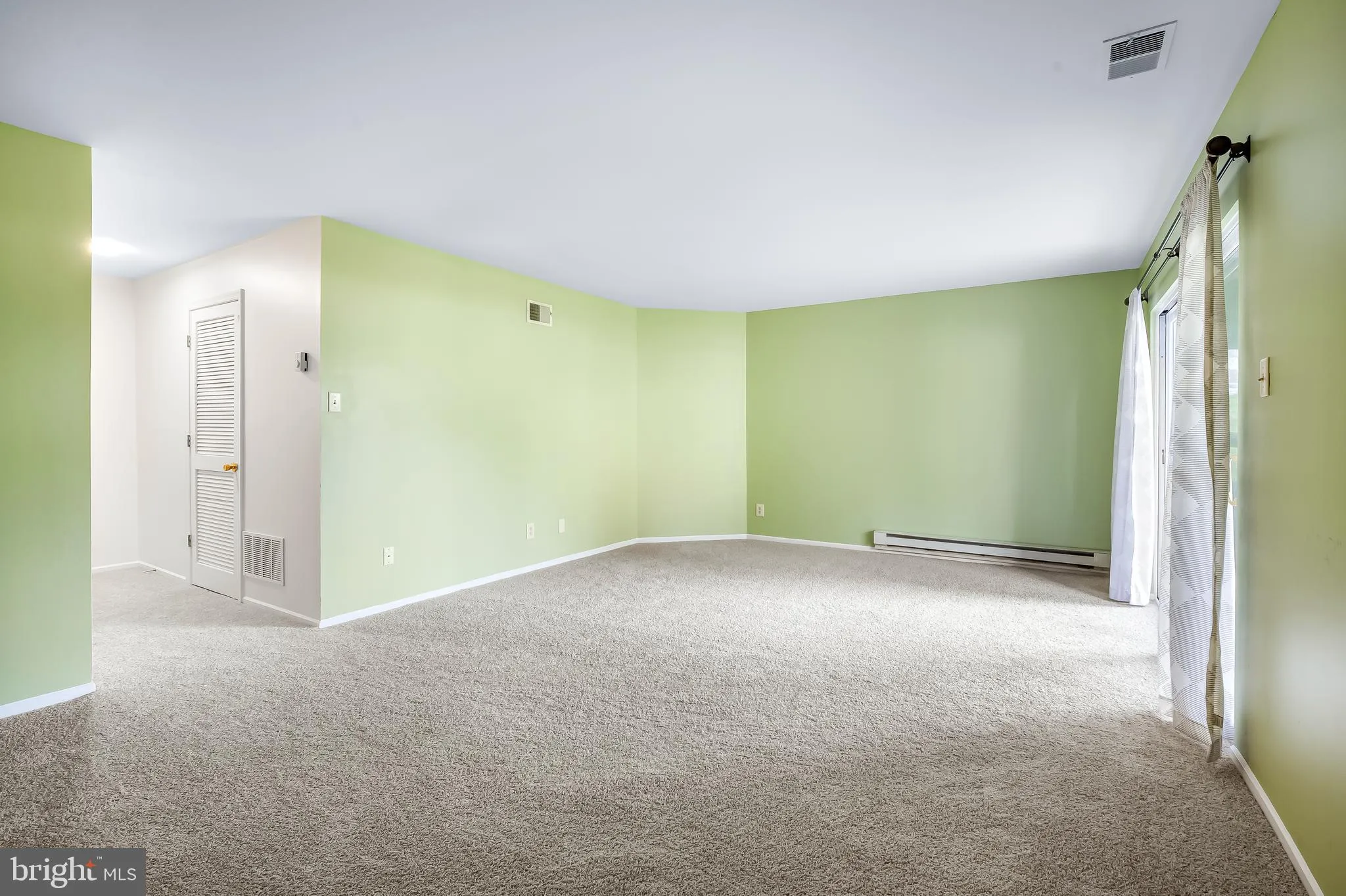 Baltimore, Maryland 21234, United States, 4 Bedrooms Bedrooms, ,4 BathroomsBathrooms,Residential,Pending,152189