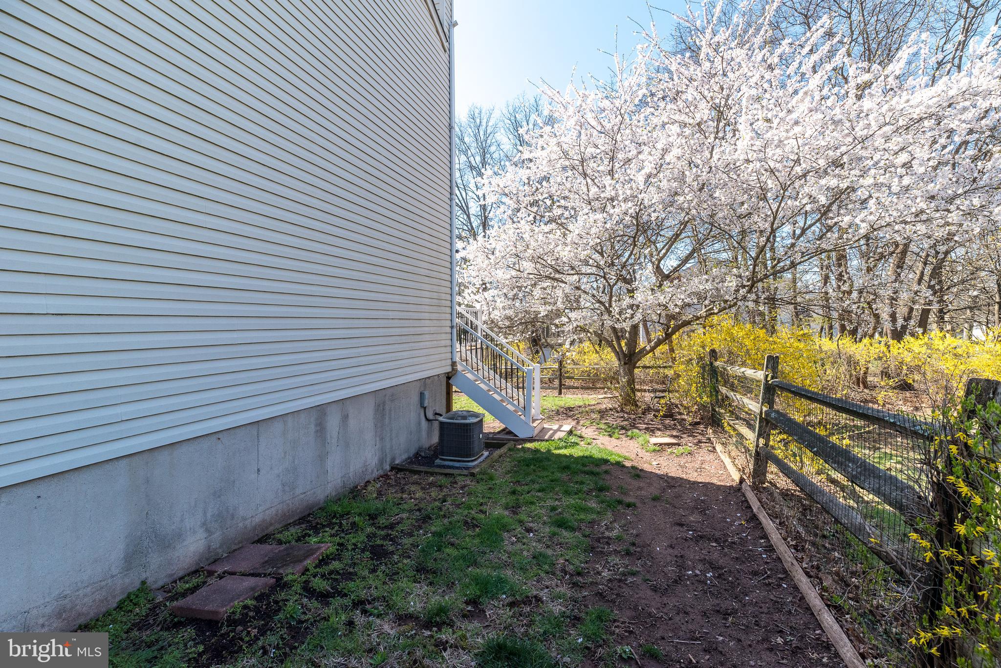 CEDARBROOK CROSSIN - Residential