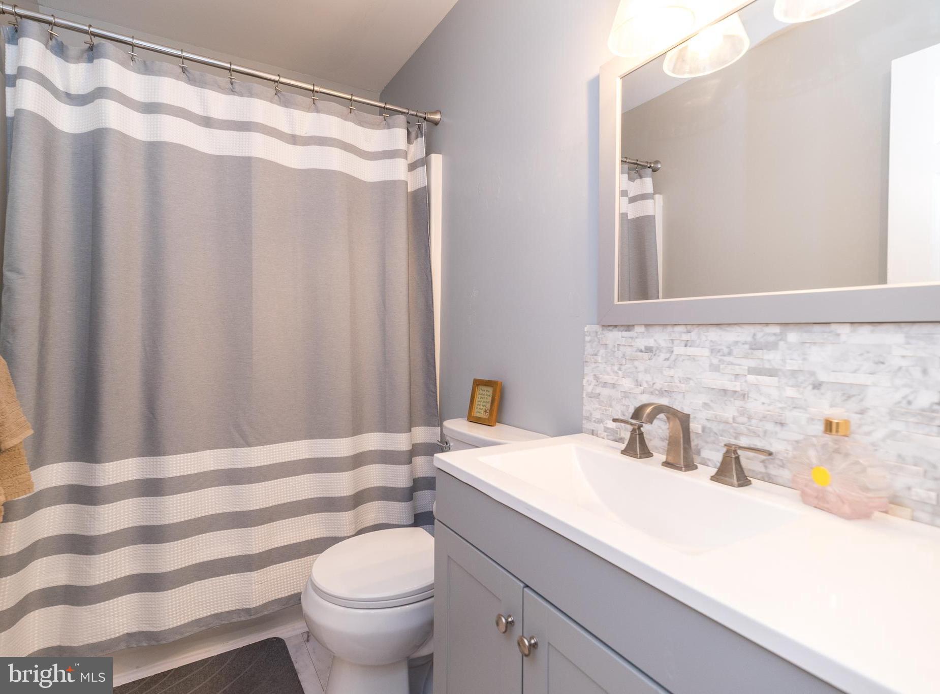 CEDARBROOK CROSSIN - Residential