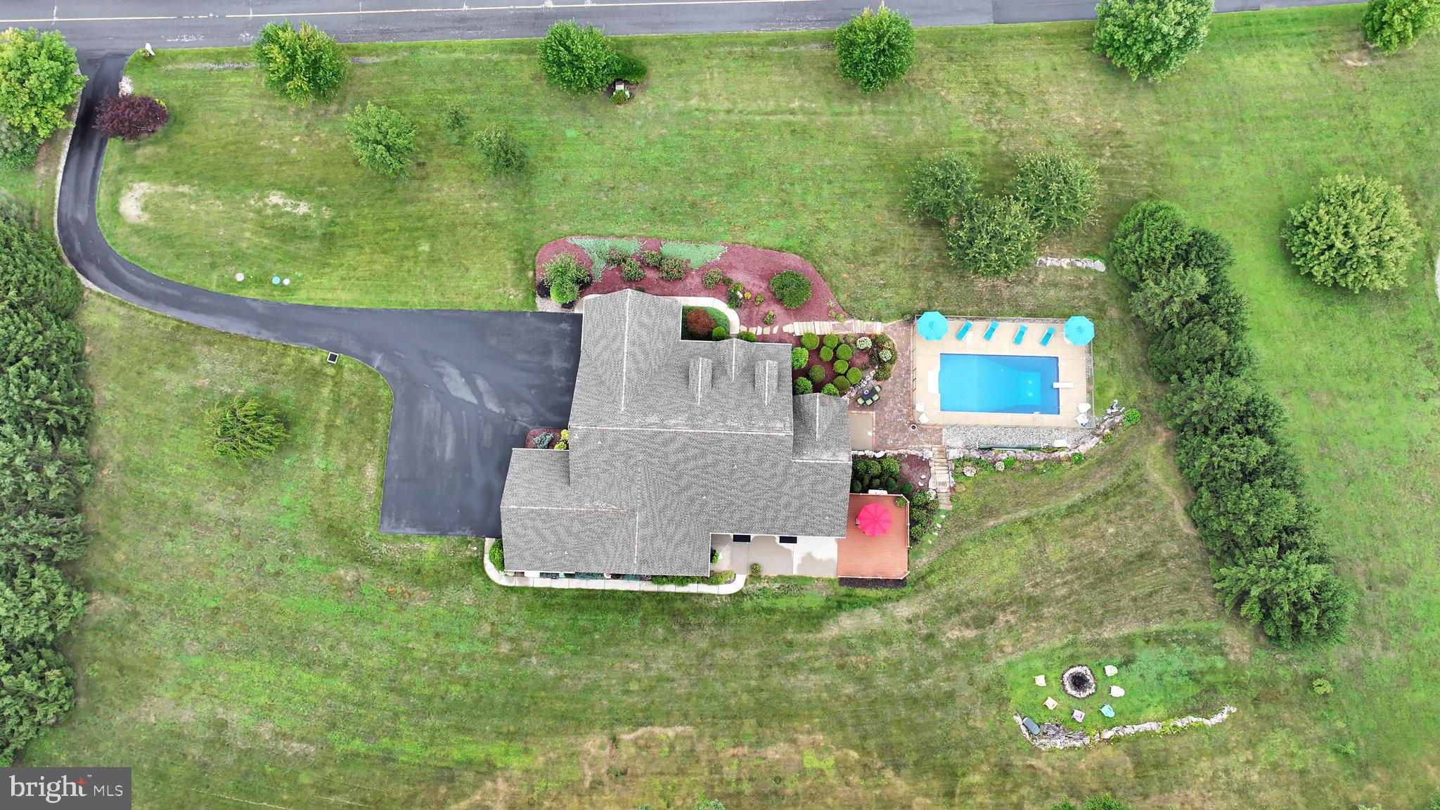 48 GREY HAWK DRIVE
