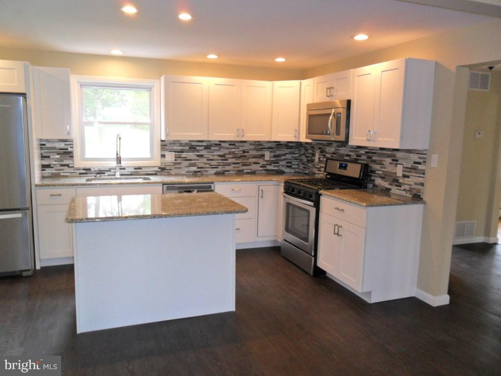 STARVIEW HEIGHTS - Residential