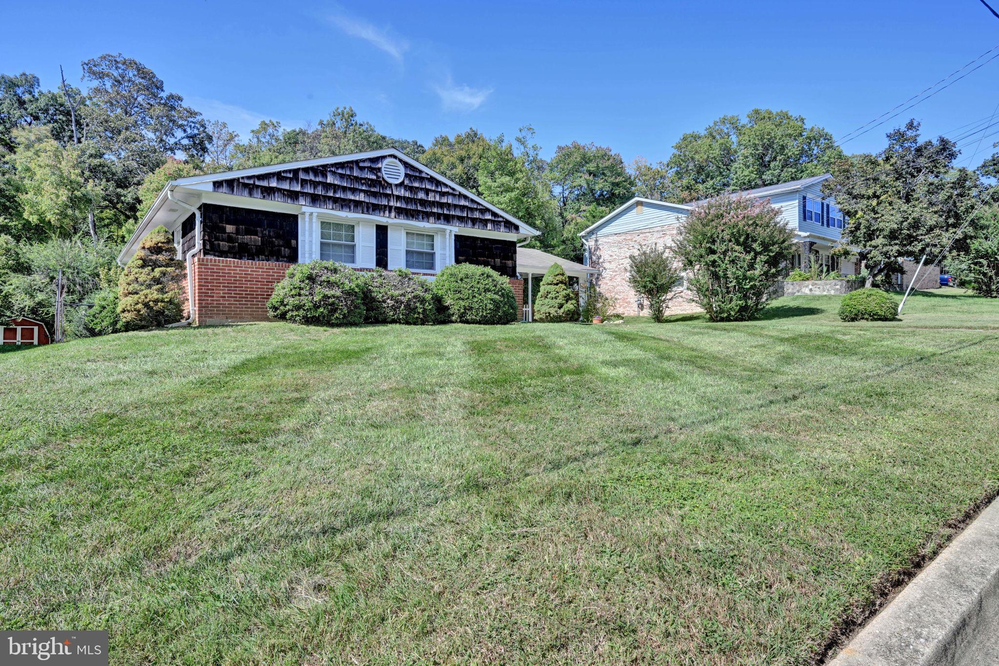 13401 QUEENS LANE