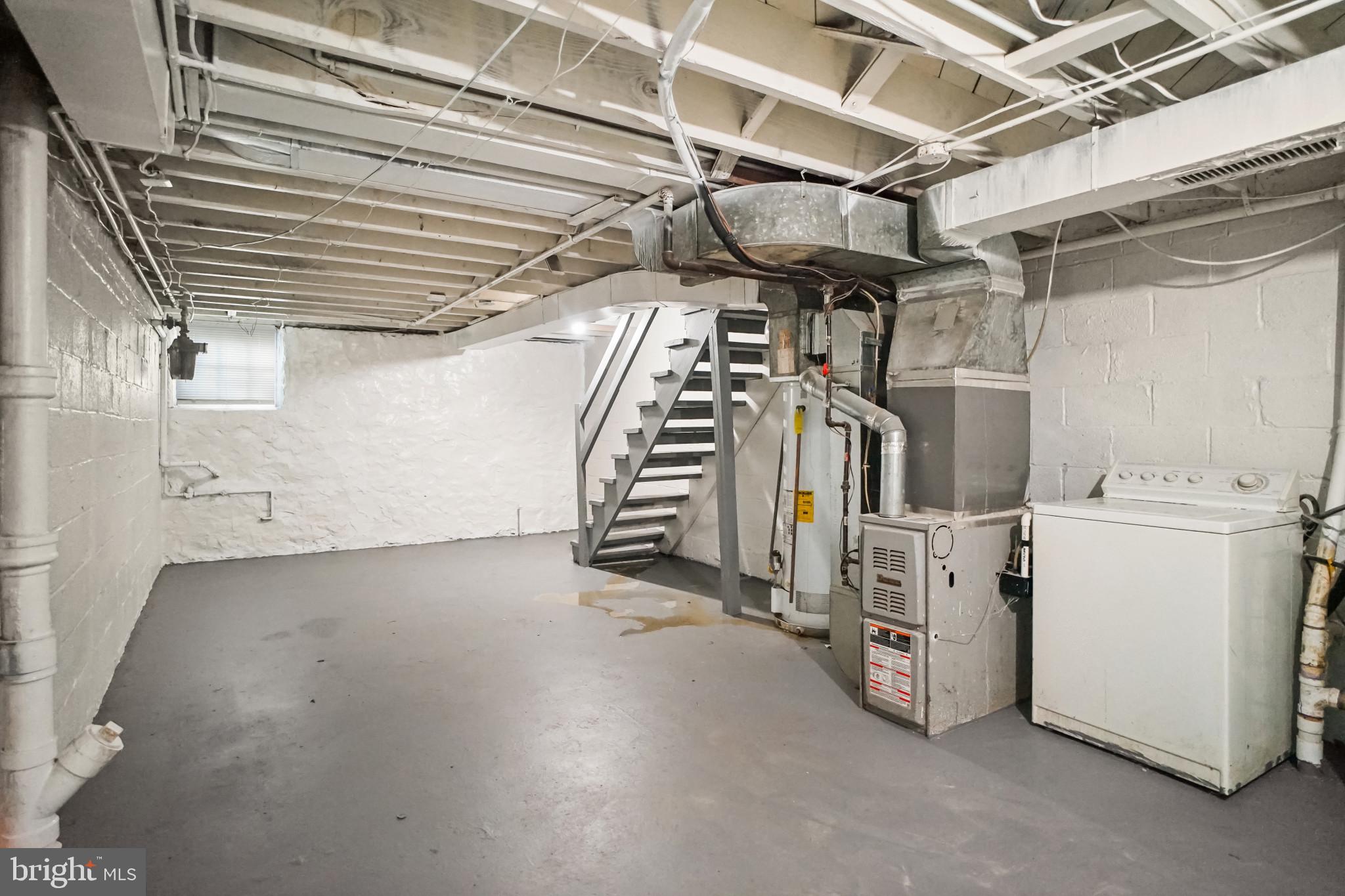 WINSTON GOVANS - Residential