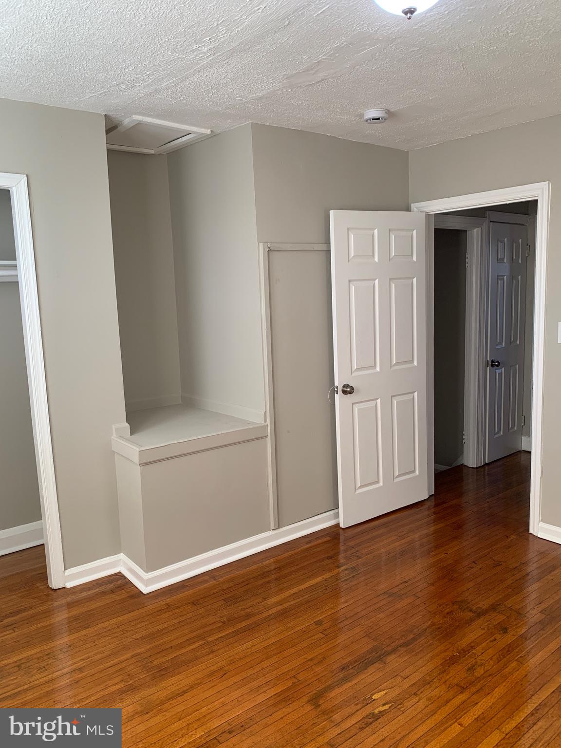 WINSTON GOVANS - Residential