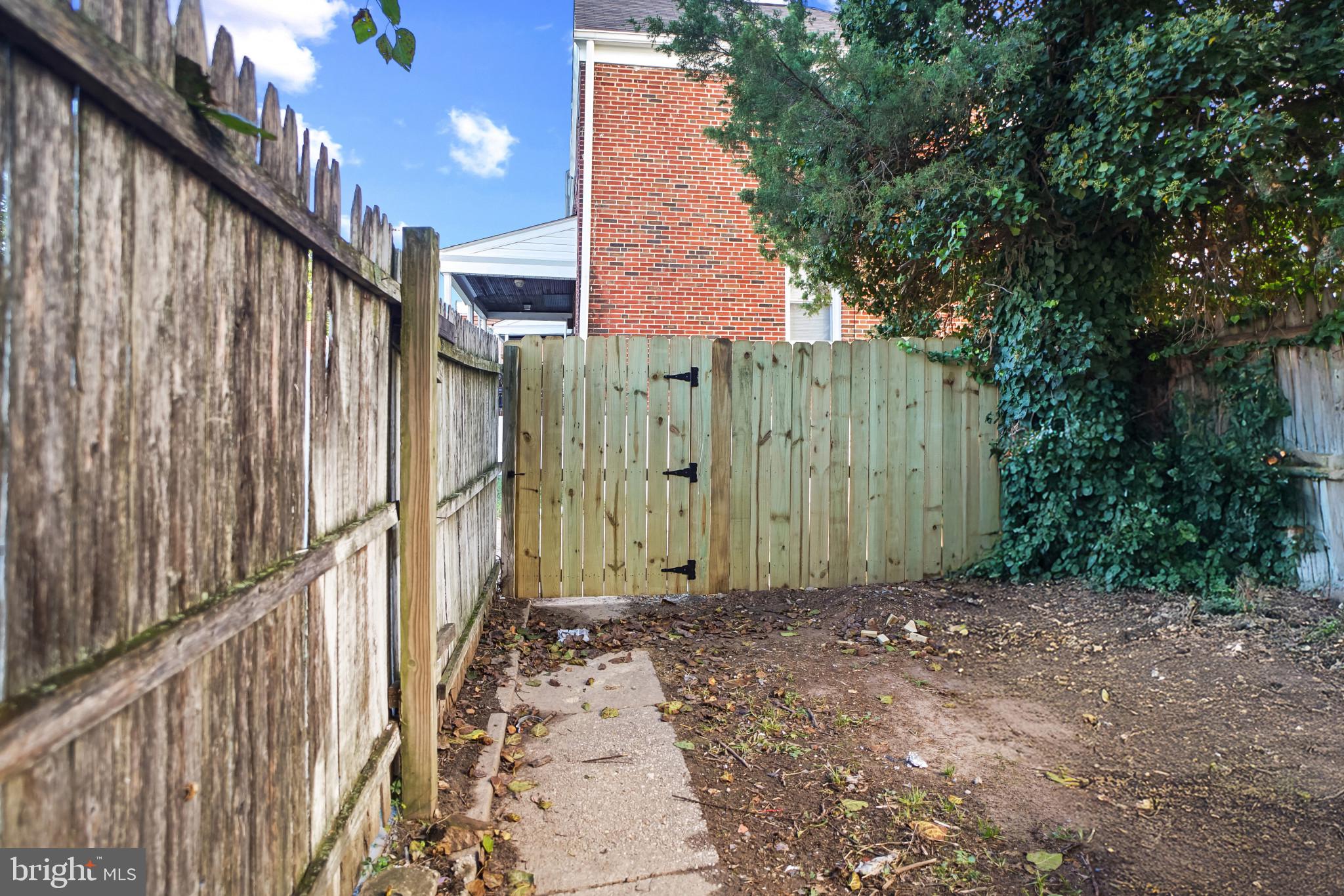 WINSTON GOVANS - Residential