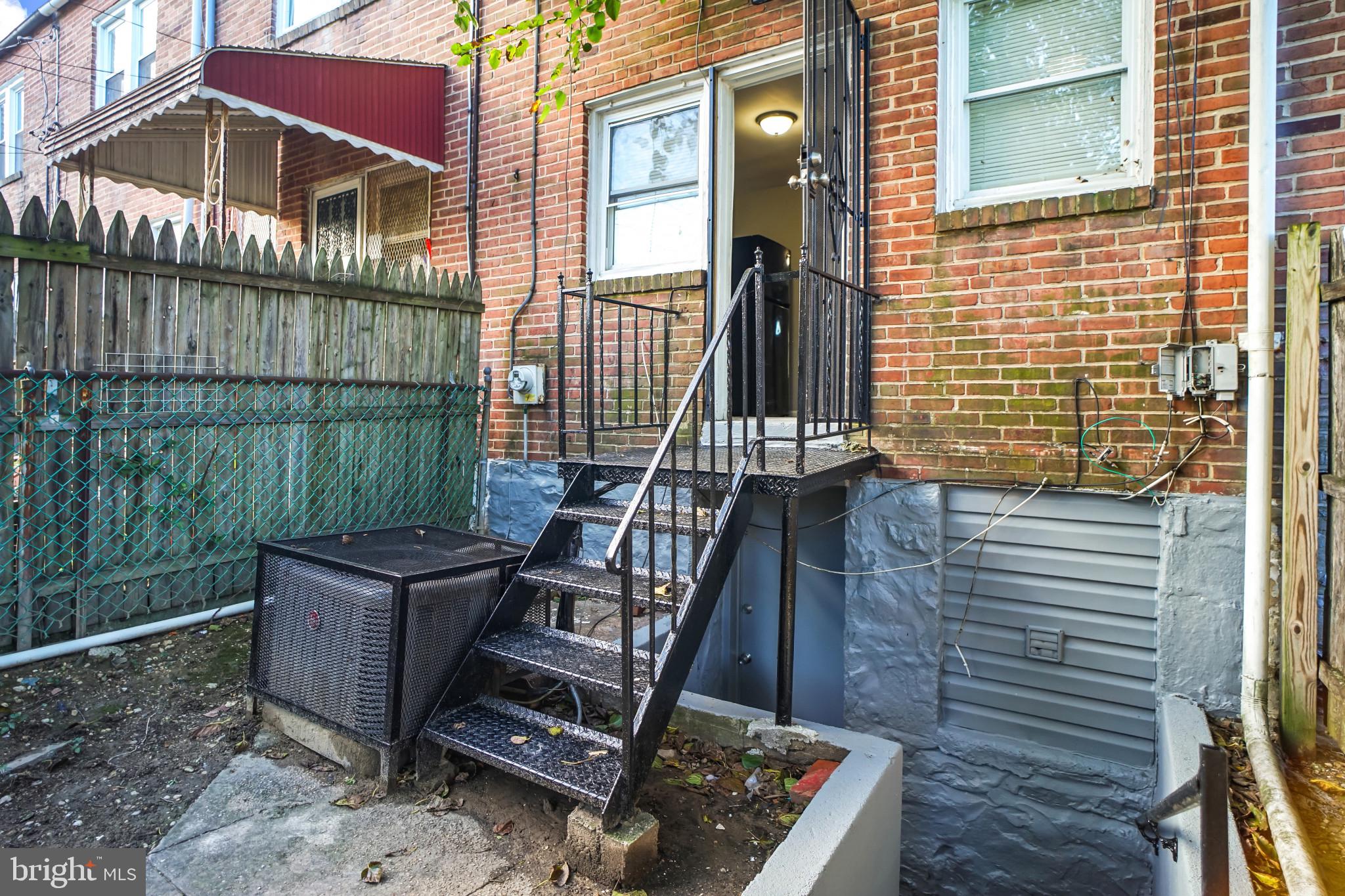 WINSTON GOVANS - Residential