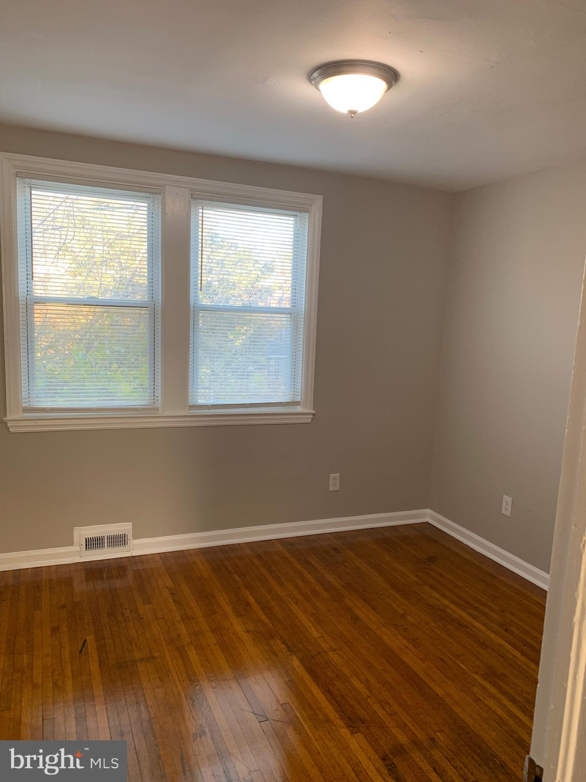 WINSTON GOVANS - Residential