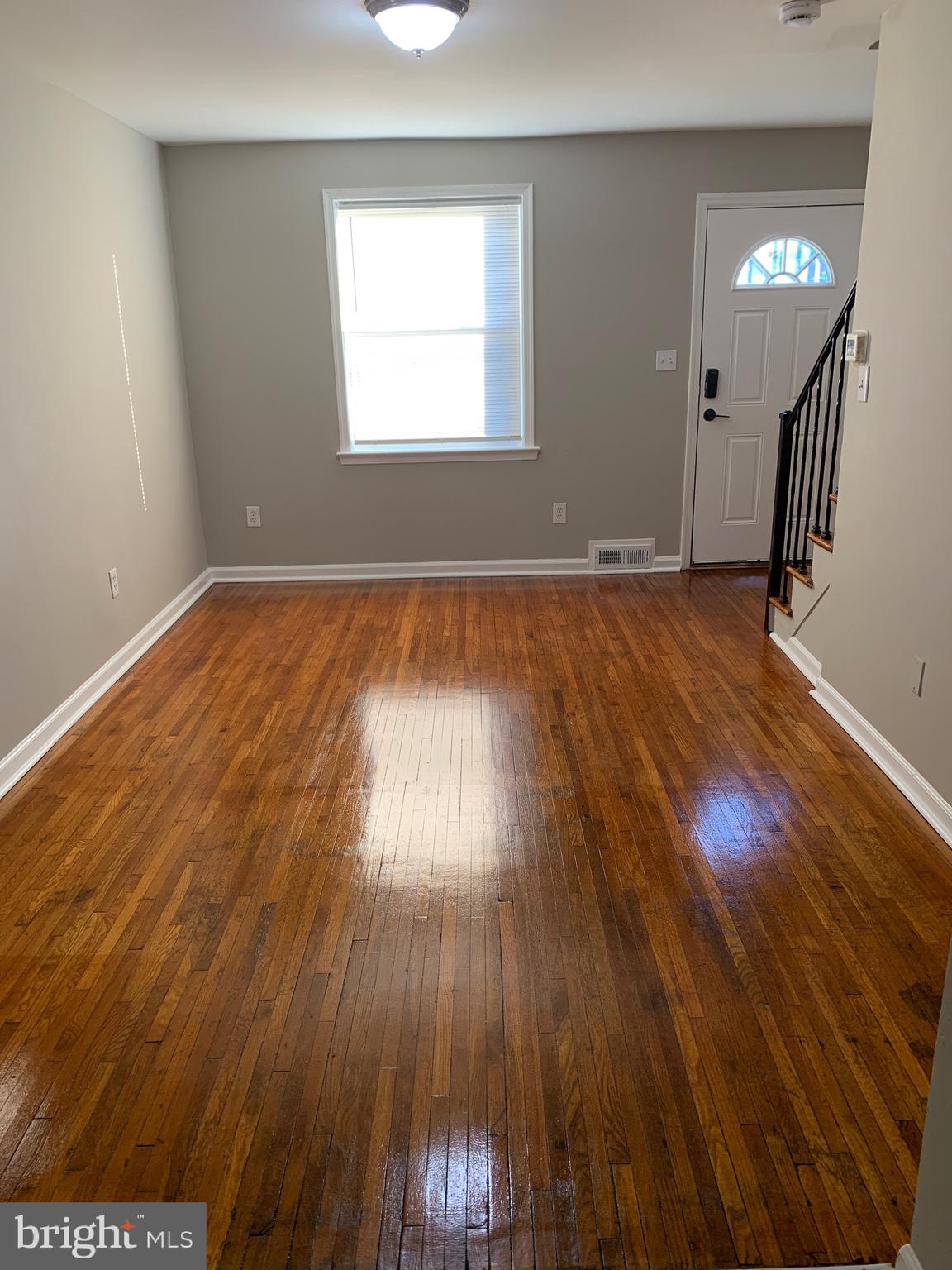 WINSTON GOVANS - Residential