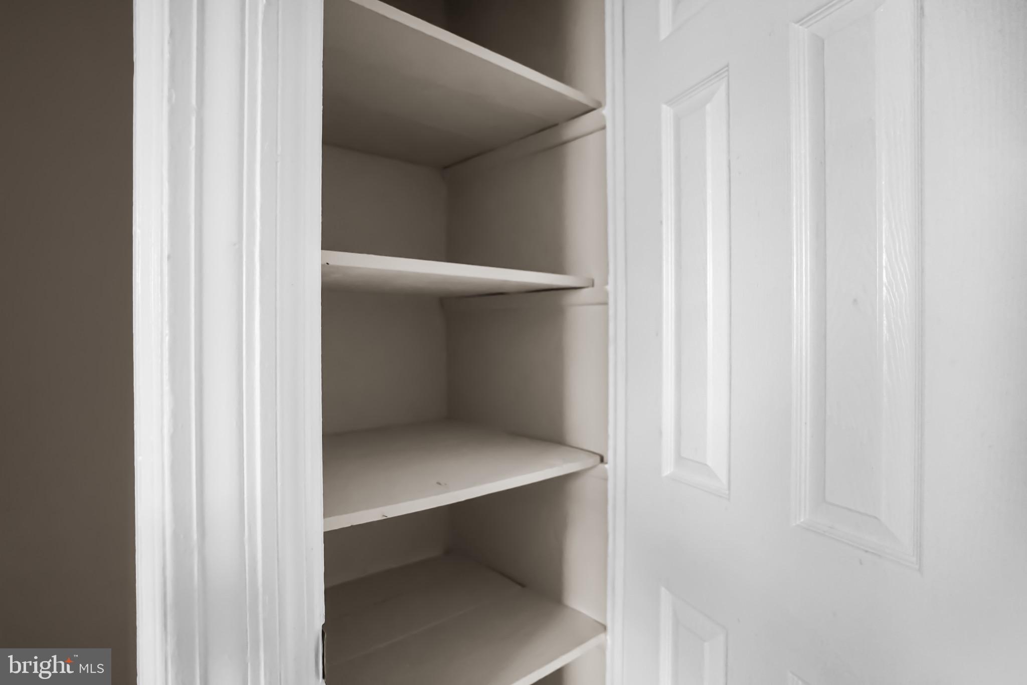 WINSTON GOVANS - Residential