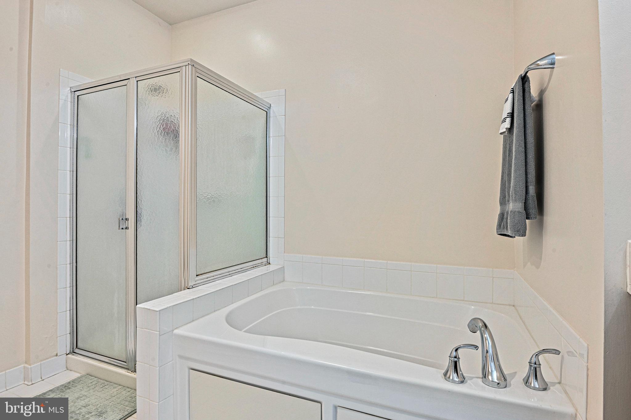 RIDGES AT BELMONT - Residential