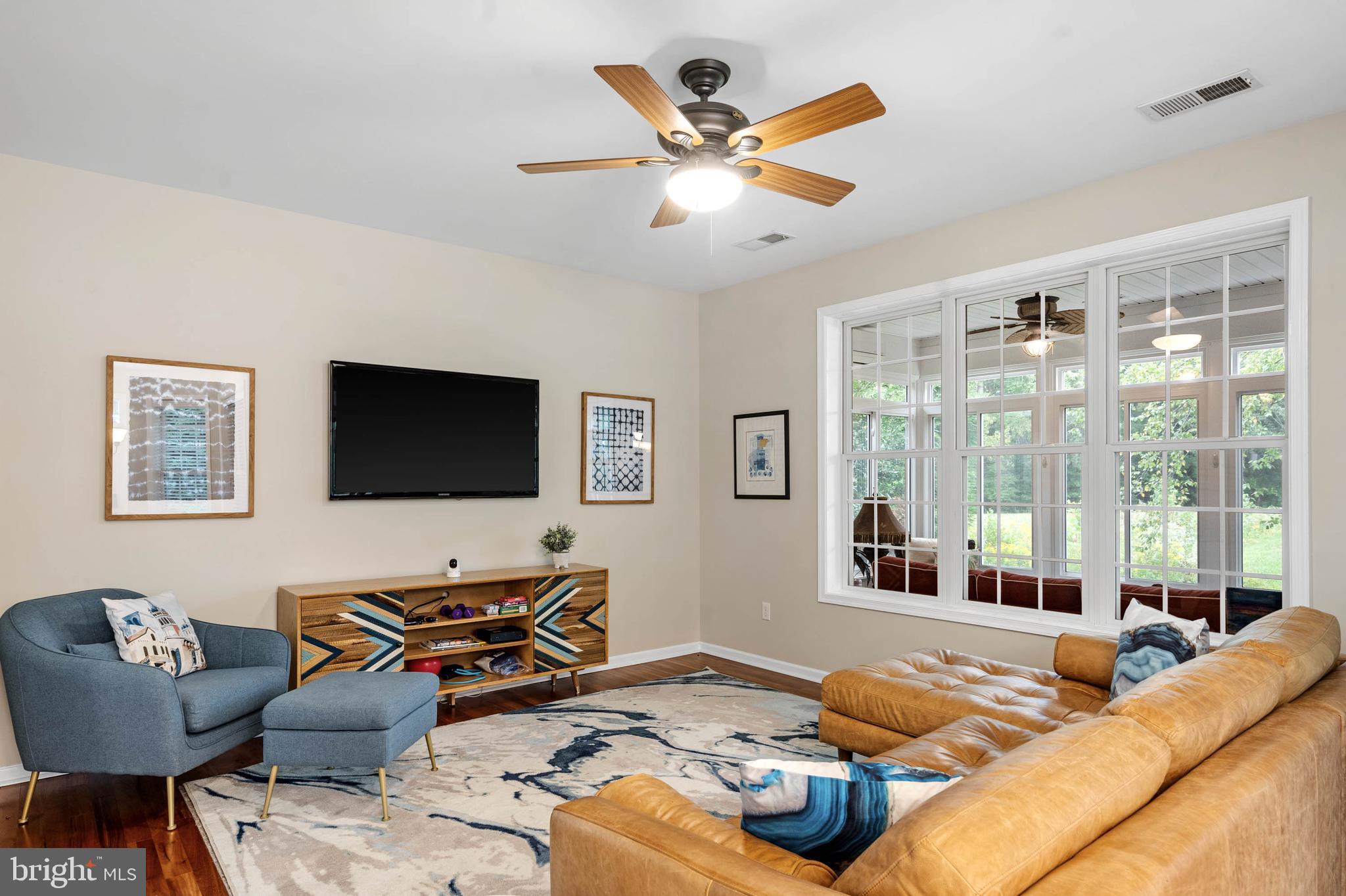 INDEPENDENCE - Residential