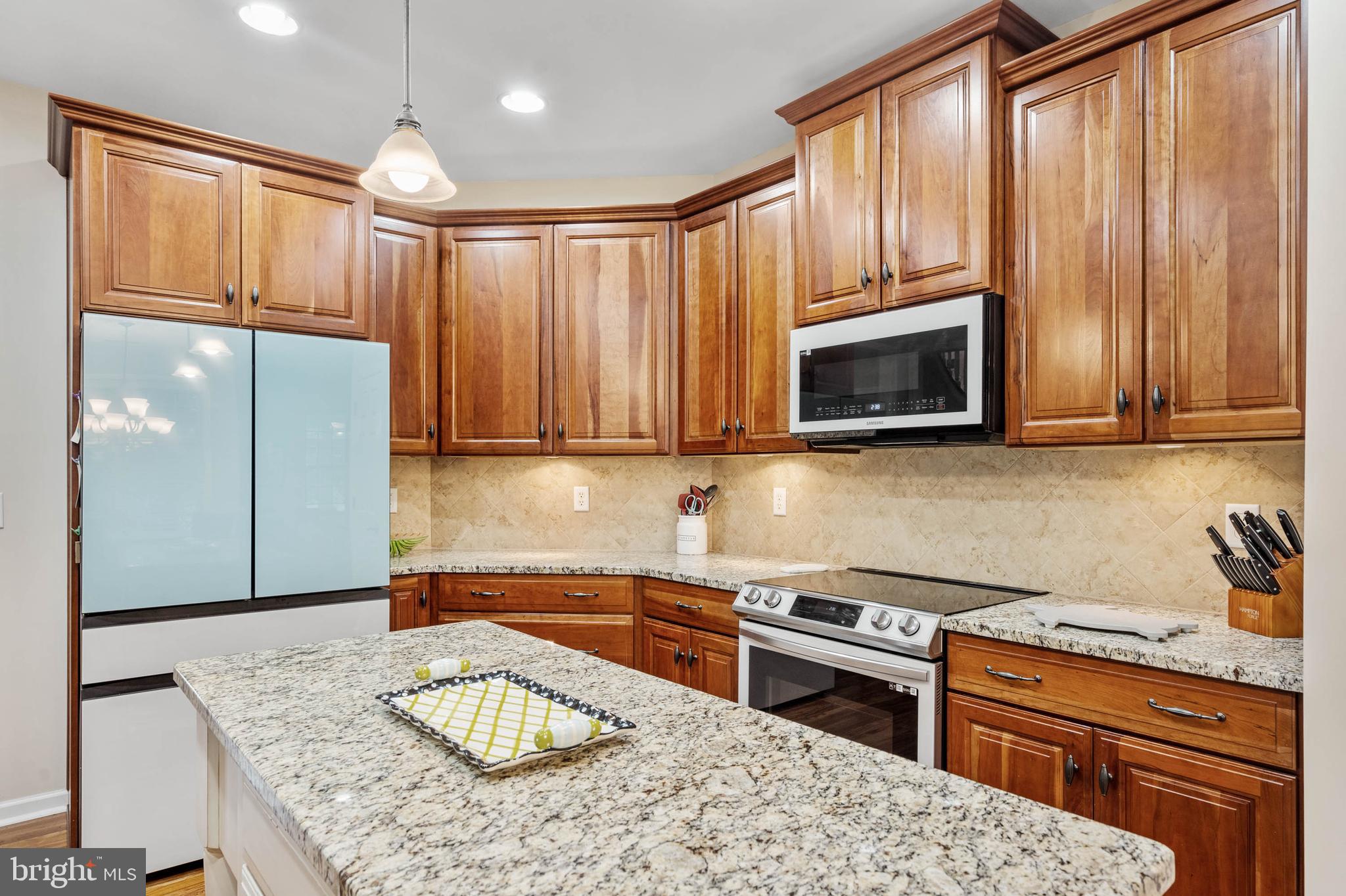 INDEPENDENCE - Residential