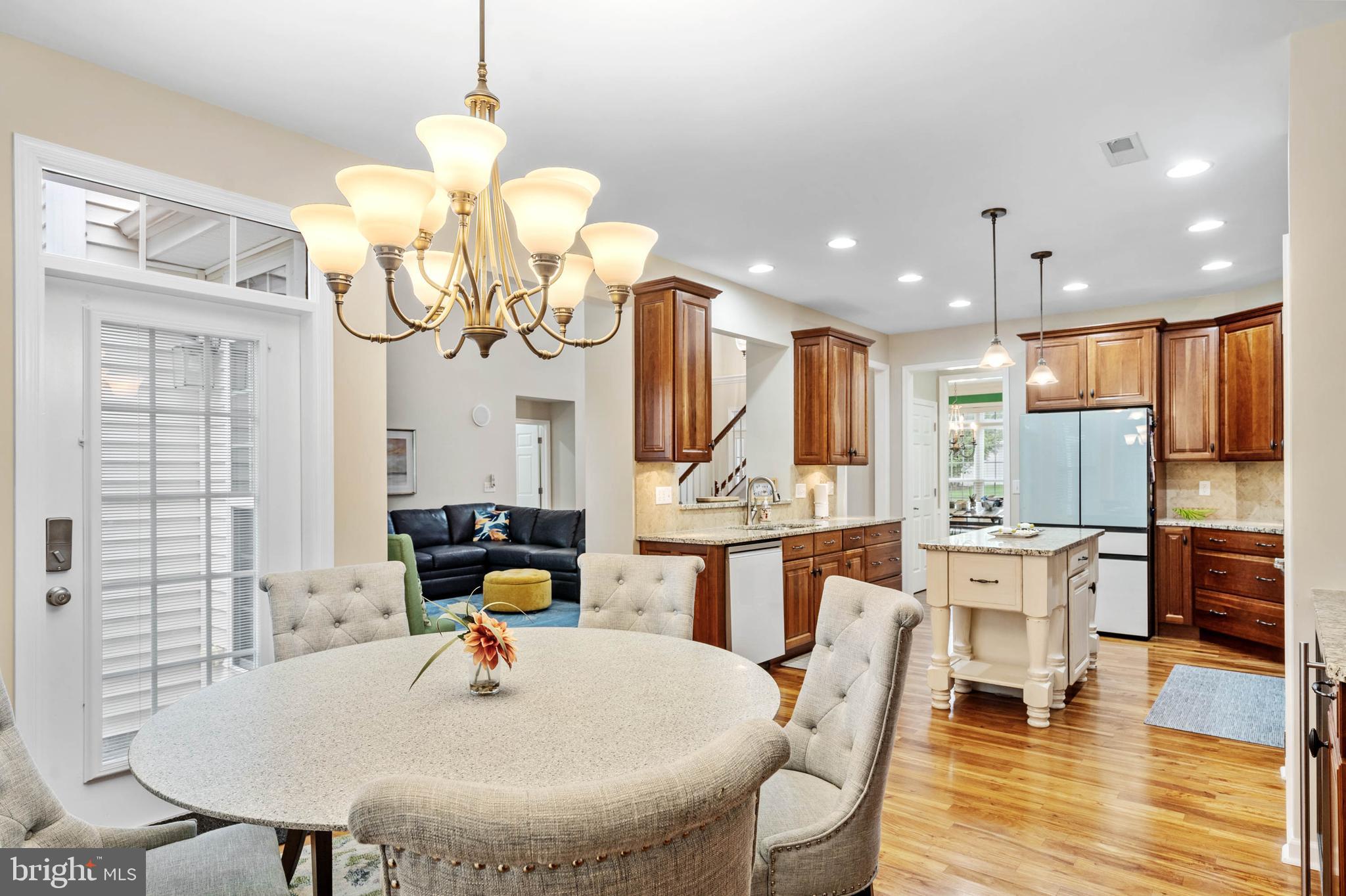 INDEPENDENCE - Residential