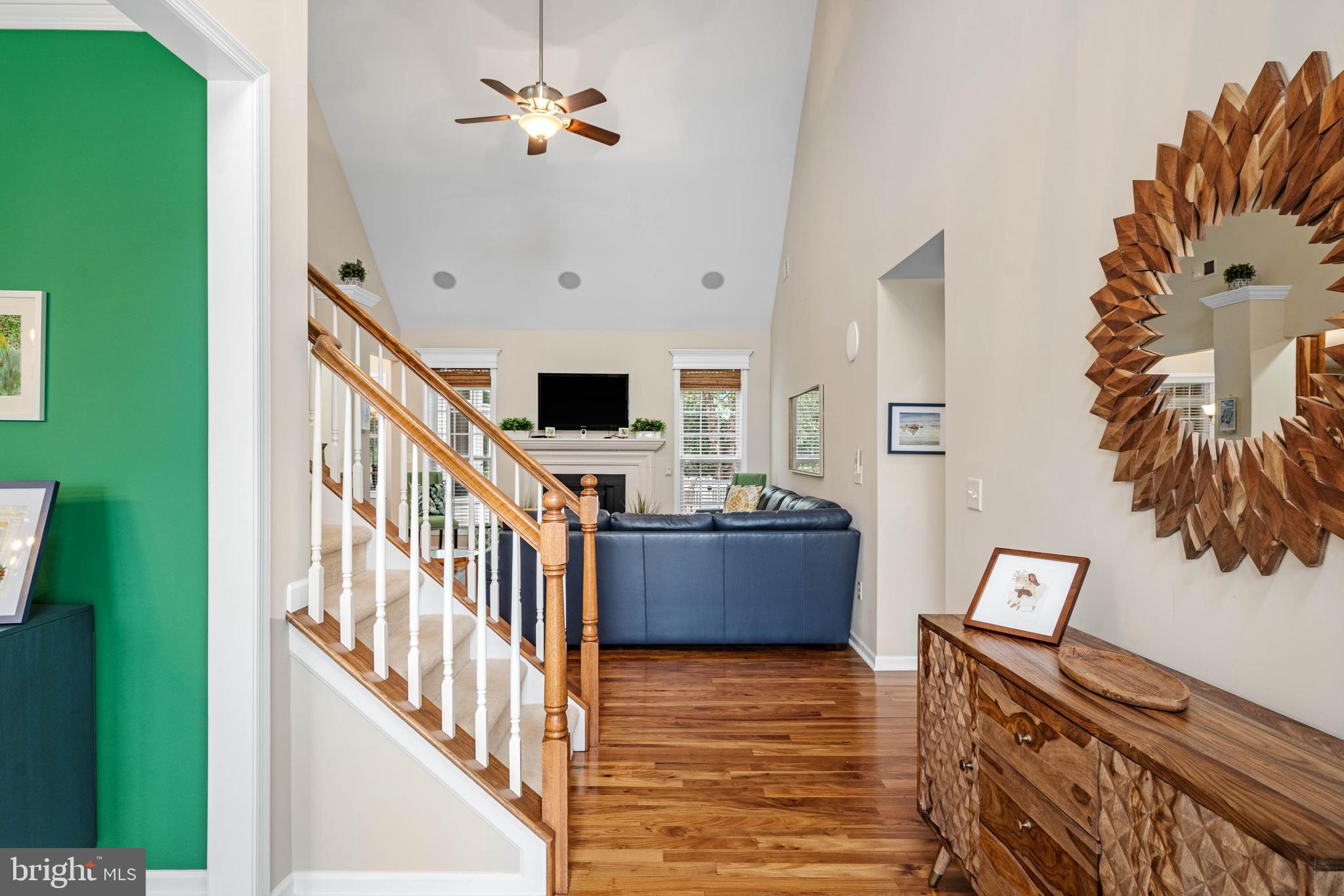 INDEPENDENCE - Residential