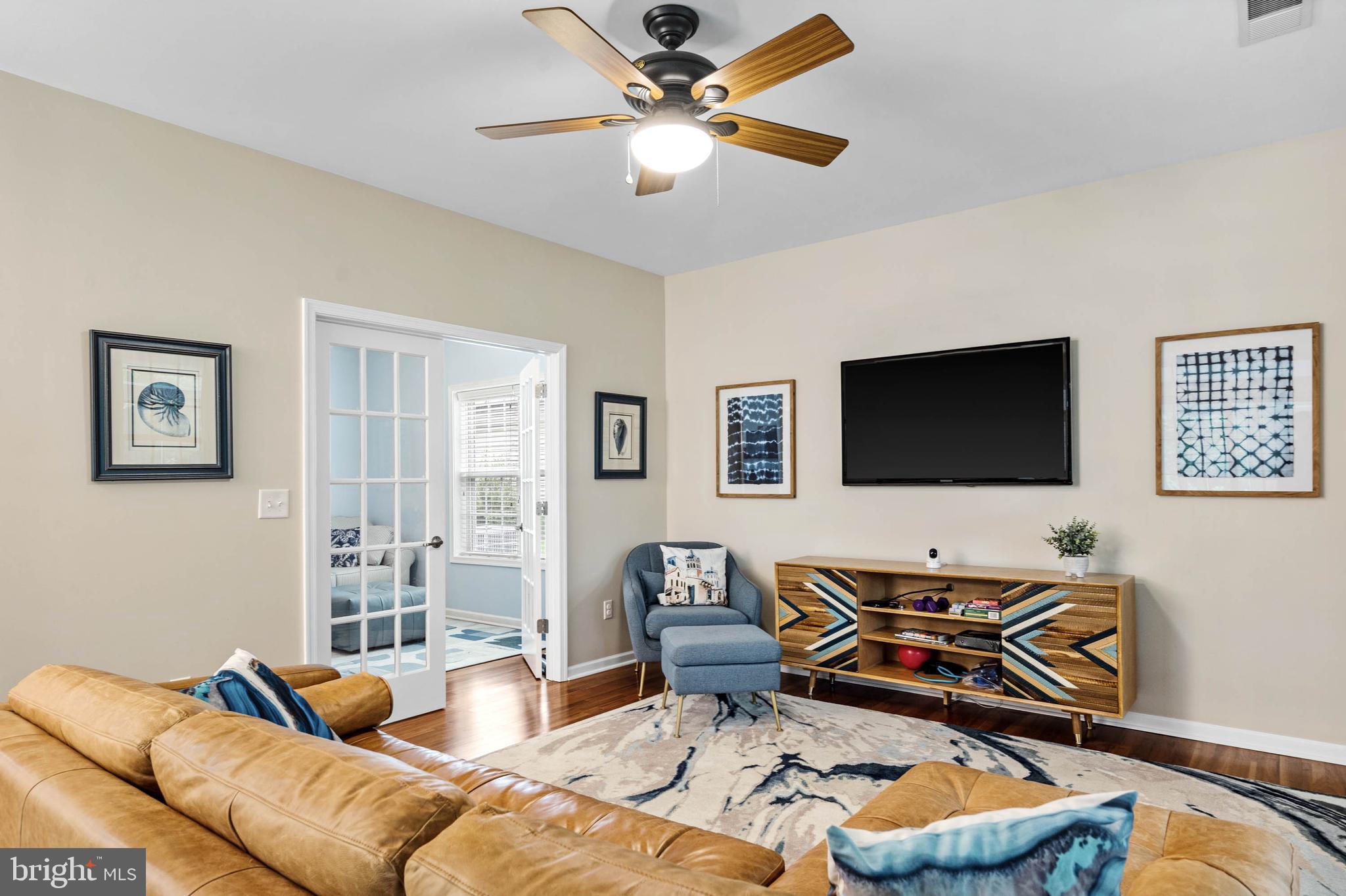 INDEPENDENCE - Residential