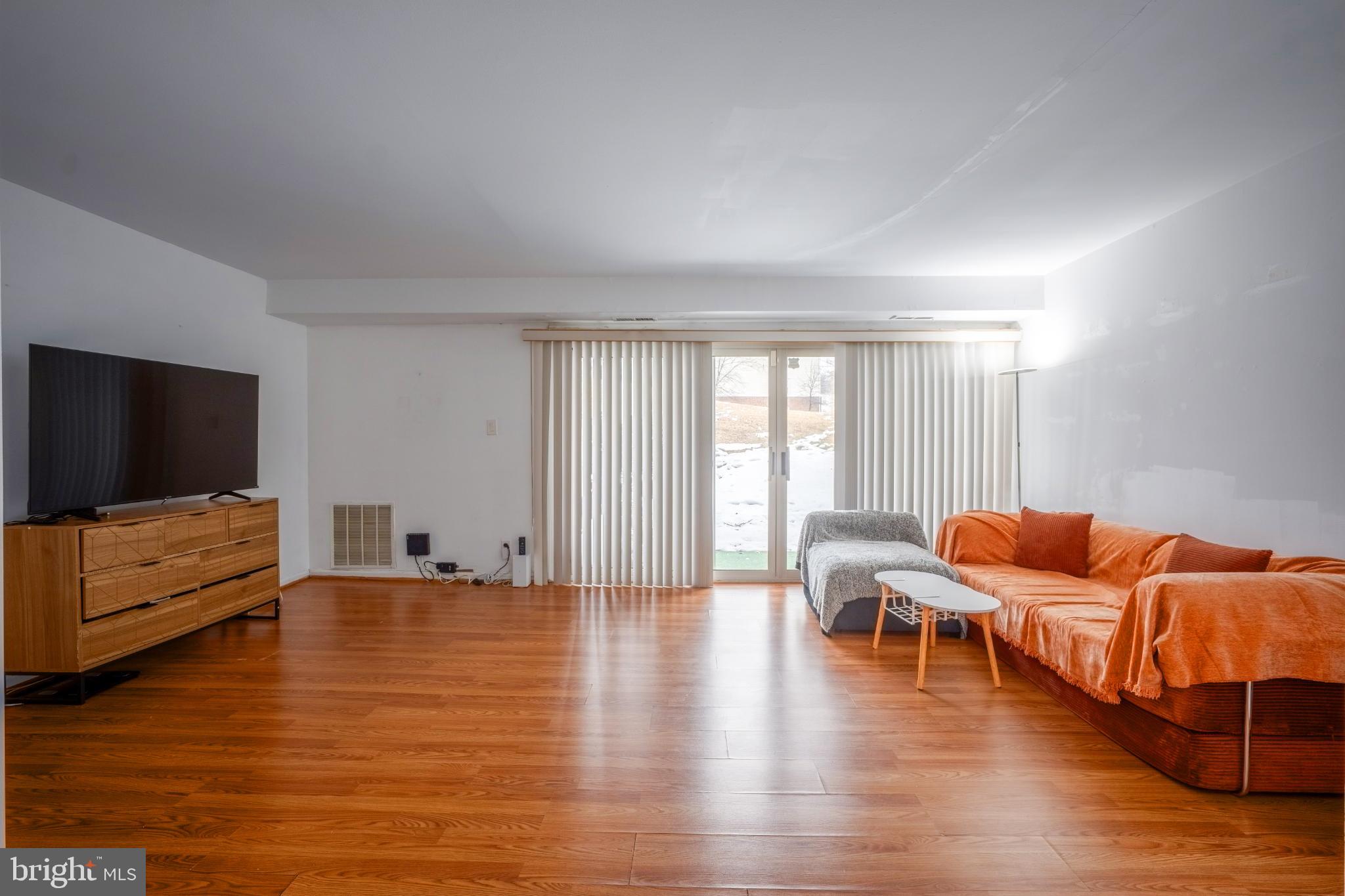 WESTCHESTER PARK - Residential