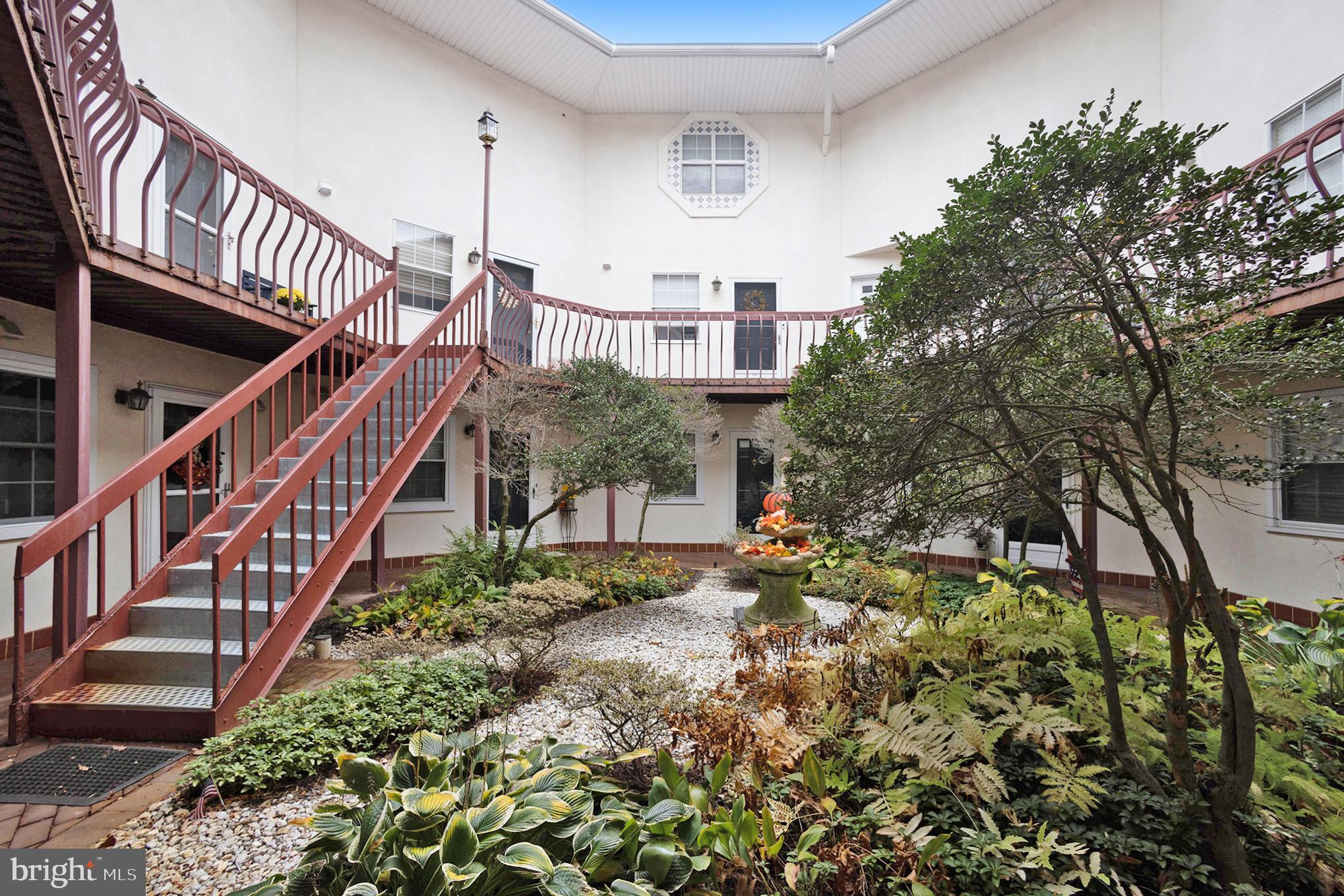 STEAMBOAT STATION - Residential