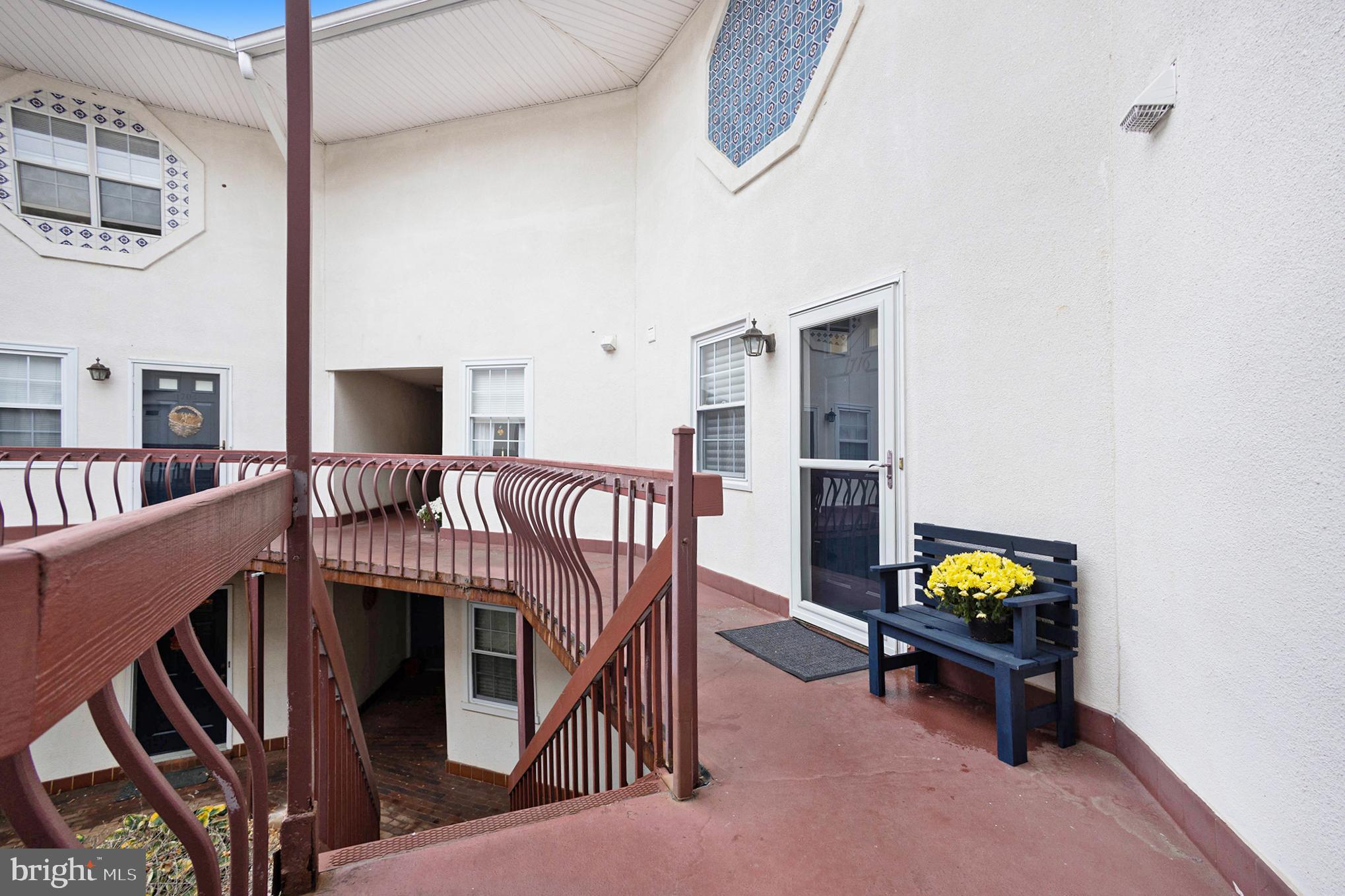 STEAMBOAT STATION - Residential