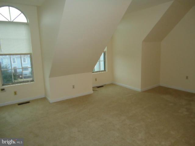 BURNT OAKS - Residential