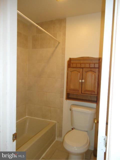 BURNT OAKS - Residential