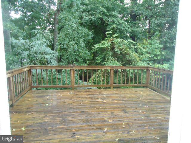 BURNT OAKS - Residential